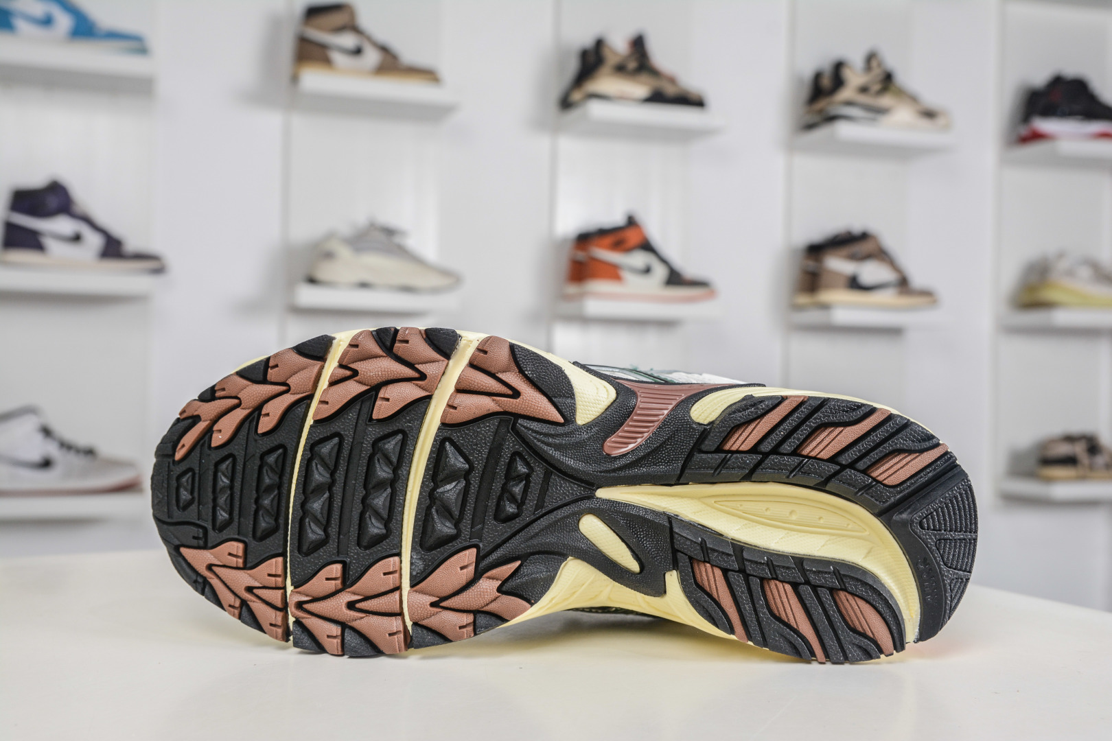 Asics Gel-Kahana TR Nexus 亚瑟士复古潮流休闲运动鞋 1203B132-100-Top High Quatity Cheap Sneakers Fashion Clothing Clothes Bags handbags Shoes of all Brand wholesale With The best Quality And Beautiful Price from China Factory Chinese suppliers wholesaler seller Asics Gel-Kahana TR Nexus 亚瑟士复古潮流休闲运动鞋 1203B132-100
