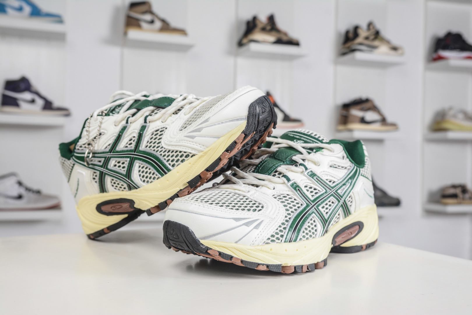 Asics Gel-Kahana TR Nexus 亚瑟士复古潮流休闲运动鞋 1203B132-100-Top High Quatity Cheap Sneakers Fashion Clothing Clothes Bags handbags Shoes of all Brand wholesale With The best Quality And Beautiful Price from China Factory Chinese suppliers wholesaler seller Asics Gel-Kahana TR Nexus 亚瑟士复古潮流休闲运动鞋 1203B132-100