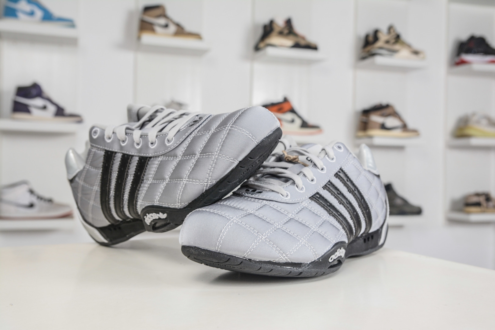 Adidas Originals Adiracer Lo 阿迪达斯潮流防滑耐磨休闲跑步鞋 JS0284-Top High Quatity Cheap Sneakers Fashion Clothing Clothes Bags handbags Shoes of all Brand wholesale With The best Quality And Beautiful Price from China Factory Chinese suppliers wholesaler seller Adidas Originals Adiracer Lo 阿迪达斯潮流防滑耐磨休闲跑步鞋 JS0284