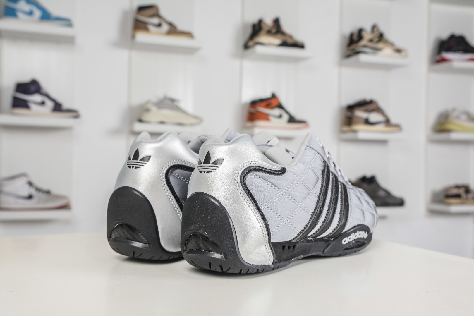 Adidas Originals Adiracer Lo 阿迪达斯潮流防滑耐磨休闲跑步鞋 JS0284-Top High Quatity Cheap Sneakers Fashion Clothing Clothes Bags handbags Shoes of all Brand wholesale With The best Quality And Beautiful Price from China Factory Chinese suppliers wholesaler seller Adidas Originals Adiracer Lo 阿迪达斯潮流防滑耐磨休闲跑步鞋 JS0284