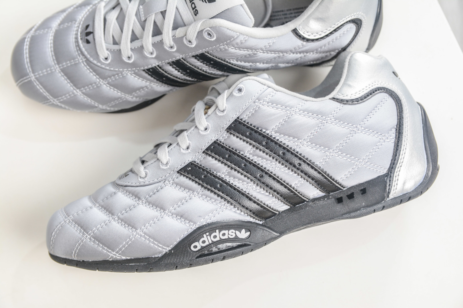 Adidas Originals Adiracer Lo 阿迪达斯潮流防滑耐磨休闲跑步鞋 JS0284-Top High Quatity Cheap Sneakers Fashion Clothing Clothes Bags handbags Shoes of all Brand wholesale With The best Quality And Beautiful Price from China Factory Chinese suppliers wholesaler seller Adidas Originals Adiracer Lo 阿迪达斯潮流防滑耐磨休闲跑步鞋 JS0284