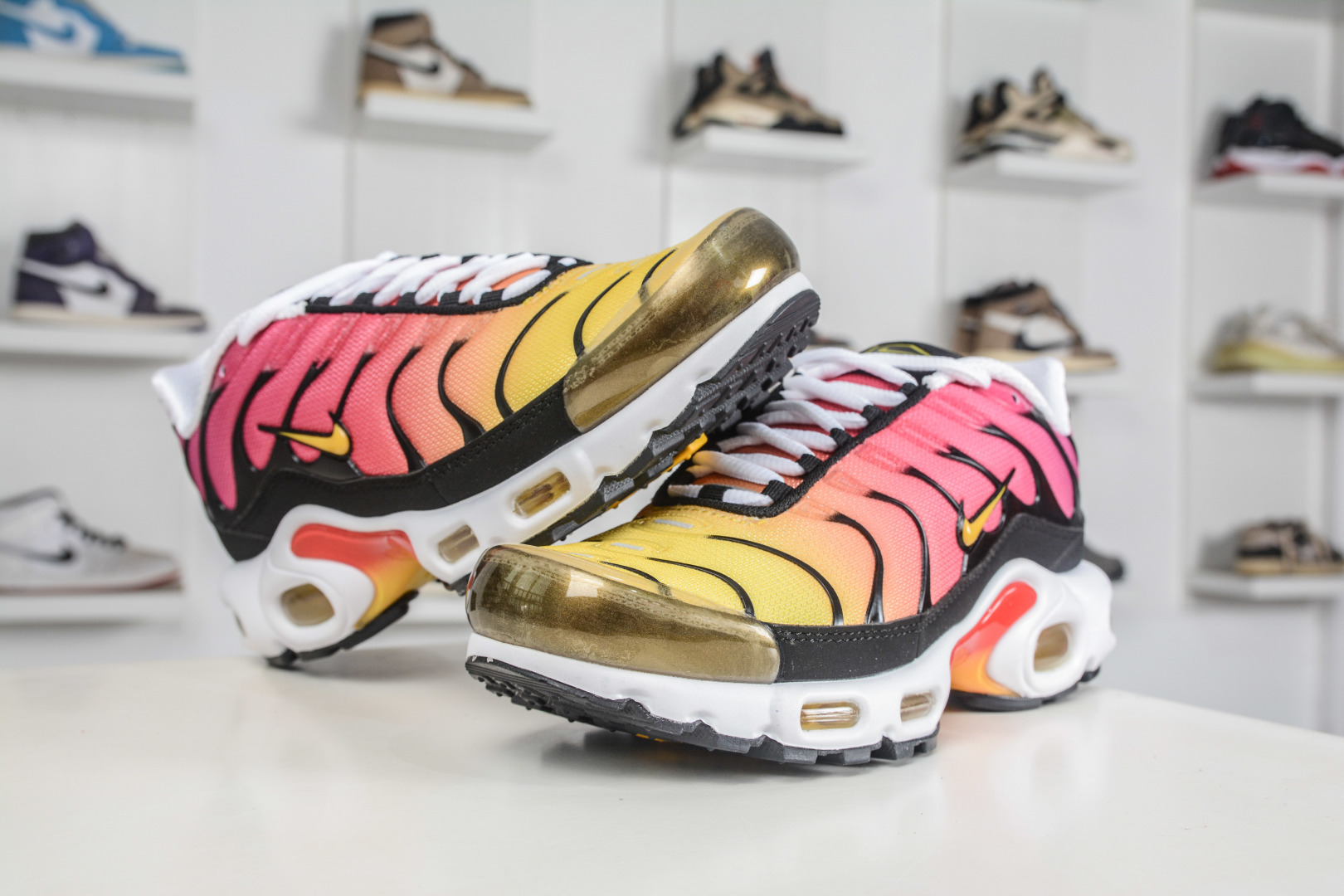 X版 NK Air Max Plus TN 气垫织物皮革经典复古运动低帮生活休闲鞋 DX0755-600
