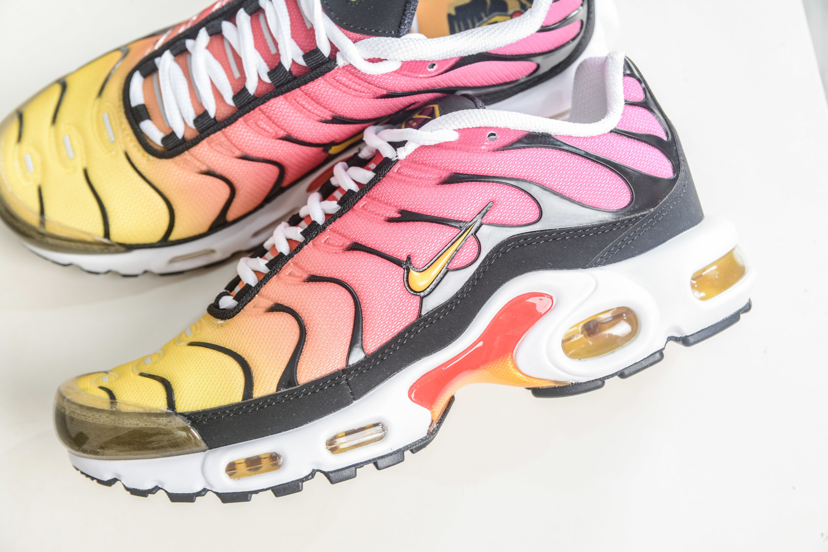 X版 NK Air Max Plus TN 气垫织物皮革经典复古运动低帮生活休闲鞋 DX0755-600