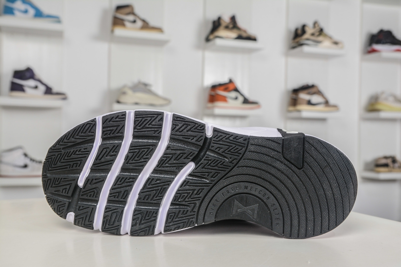 NIKE FREE METCON 7 男子透气轻便训练鞋健身缓震运动 FJ7126-100-Top High Quatity Cheap Sneakers Fashion Clothing Clothes Bags handbags Shoes of all Brand wholesale With The best Quality And Beautiful Price from China Factory Chinese suppliers wholesaler seller NIKE FREE METCON 7 男子透气轻便训练鞋健身缓震运动 FJ7126-100