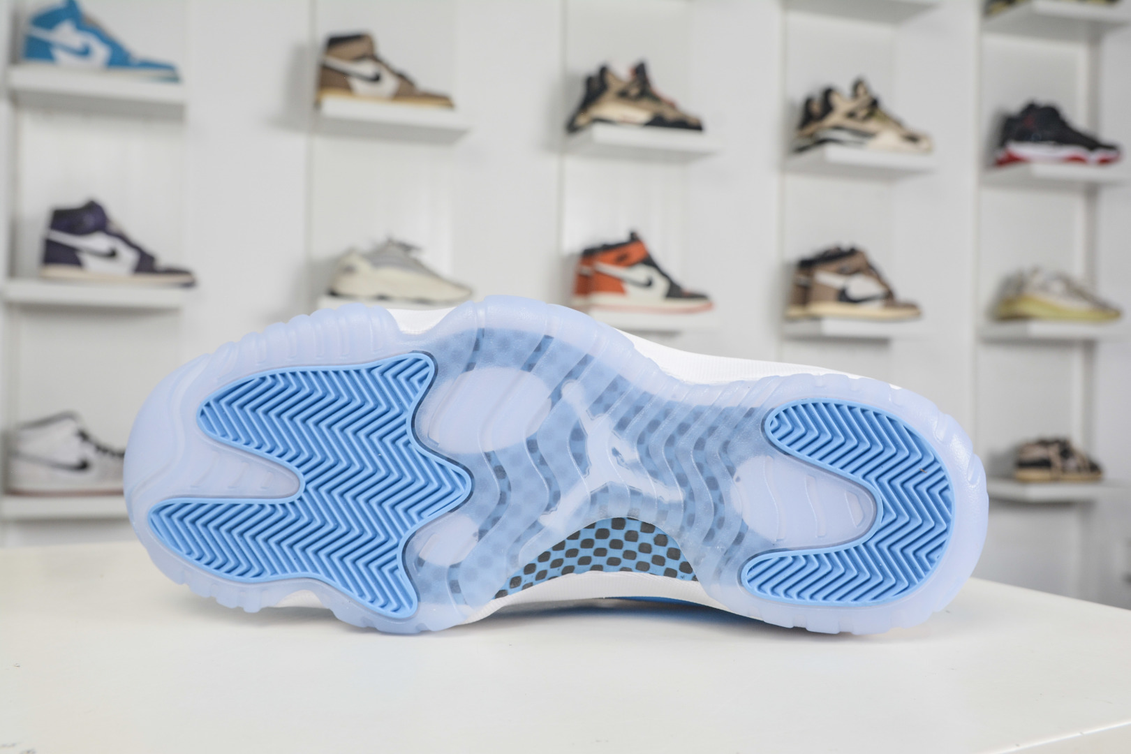 Nike Air Jordan AJ11 Low 低帮 北卡蓝2025 低帮运动文化篮球鞋 FV5104-100-Top High Quatity Cheap Sneakers Fashion Clothing Clothes Bags handbags Shoes of all Brand wholesale With The best Quality And Beautiful Price from China Factory Chinese suppliers wholesaler seller Nike Air Jordan AJ11 Low 低帮 北卡蓝2025 低帮运动文化篮球鞋 FV5104-100