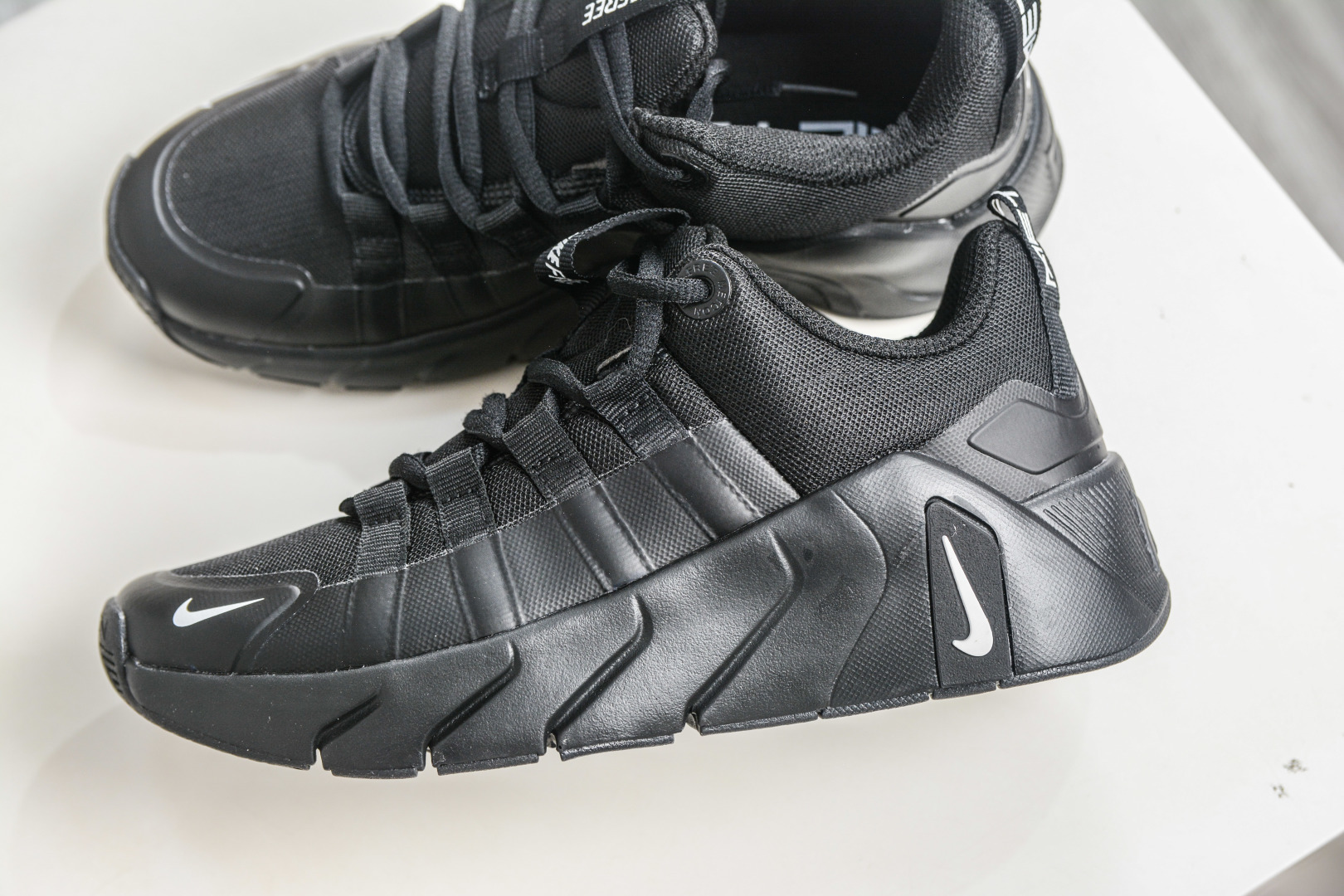 NIKE FREE METCON 7 男子透气轻便训练鞋健身缓震运动 FJ7127-100-Top High Quatity Cheap Sneakers Fashion Clothing Clothes Bags handbags Shoes of all Brand wholesale With The best Quality And Beautiful Price from China Factory Chinese suppliers wholesaler seller NIKE FREE METCON 7 男子透气轻便训练鞋健身缓震运动 FJ7127-100