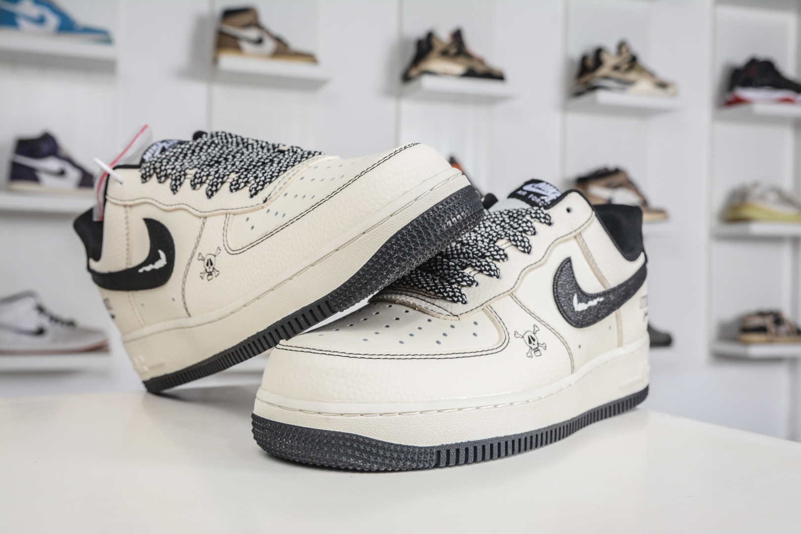 Stussy x NIke Air Force 1 斯图西联名-米白黑 LD1999-026-Top High Quatity Cheap Sneakers Fashion Clothing Clothes Bags handbags Shoes of all Brand wholesale With The best Quality And Beautiful Price from China Factory Chinese suppliers wholesaler seller Stussy x NIke Air Force 1 斯图西联名-米白黑 LD1999-026