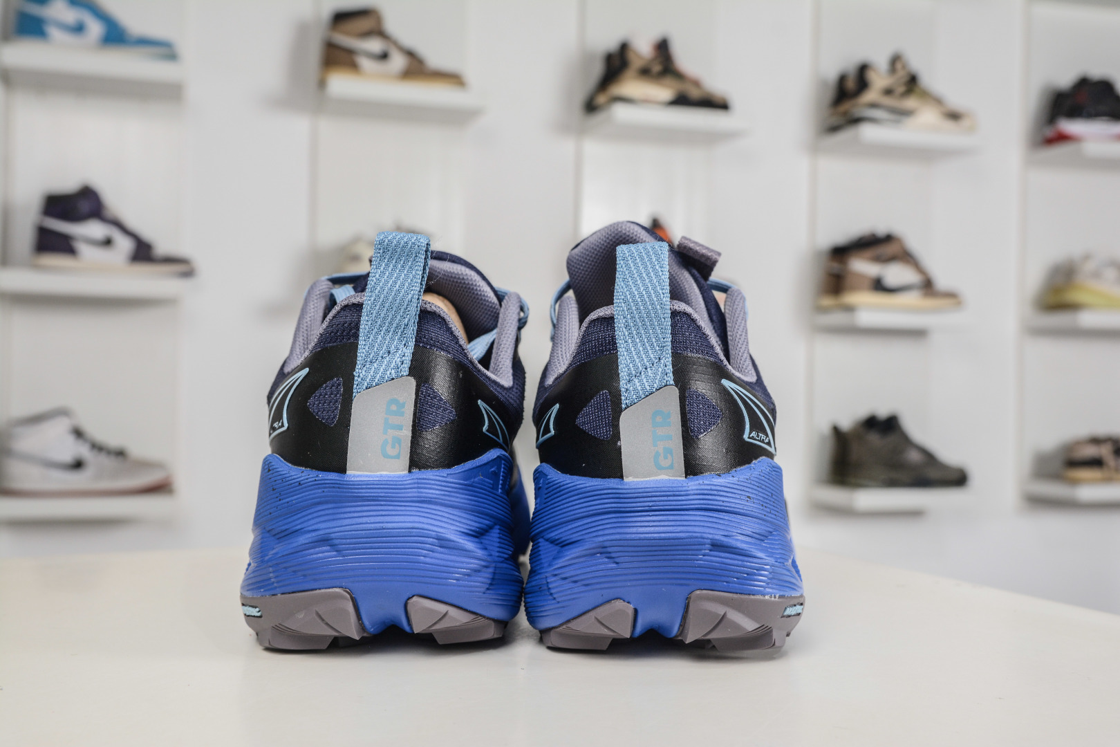 Altra奥创 M EXPERIENCE WILD 2 舒适百搭防滑耐磨低帮户外跑步鞋 ALOA85RX401-006-Top High Quatity Cheap Sneakers Fashion Clothing Clothes Bags handbags Shoes of all Brand wholesale With The best Quality And Beautiful Price from China Factory Chinese suppliers wholesaler seller Altra奥创 M EXPERIENCE WILD 2 舒适百搭防滑耐磨低帮户外跑步鞋 ALOA85RX401-006