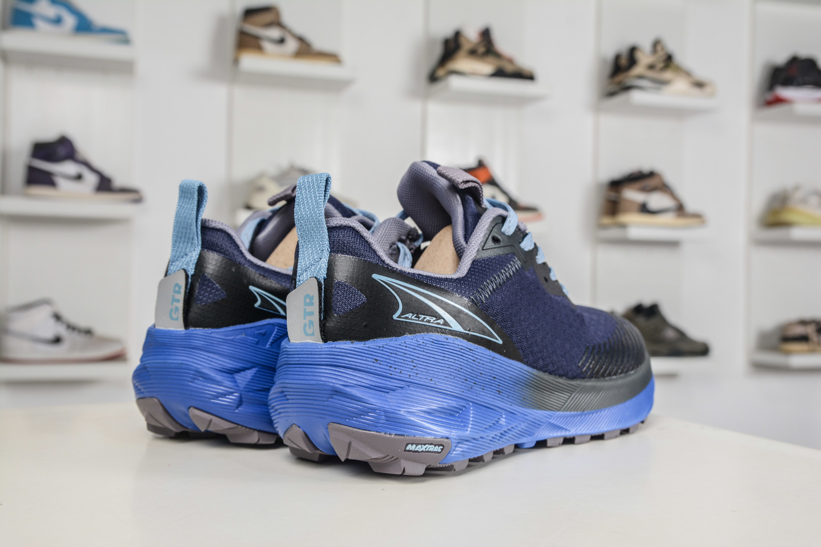 Altra奥创 M EXPERIENCE WILD 2 舒适百搭防滑耐磨低帮户外跑步鞋 ALOA85RX401-006-Top High Quatity Cheap Sneakers Fashion Clothing Clothes Bags handbags Shoes of all Brand wholesale With The best Quality And Beautiful Price from China Factory Chinese suppliers wholesaler seller Altra奥创 M EXPERIENCE WILD 2 舒适百搭防滑耐磨低帮户外跑步鞋 ALOA85RX401-006