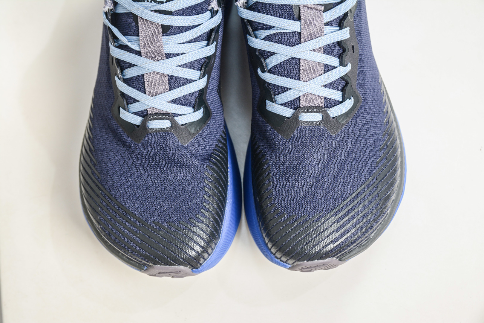 Altra奥创 M EXPERIENCE WILD 2 舒适百搭防滑耐磨低帮户外跑步鞋 ALOA85RX401-006-Top High Quatity Cheap Sneakers Fashion Clothing Clothes Bags handbags Shoes of all Brand wholesale With The best Quality And Beautiful Price from China Factory Chinese suppliers wholesaler seller Altra奥创 M EXPERIENCE WILD 2 舒适百搭防滑耐磨低帮户外跑步鞋 ALOA85RX401-006