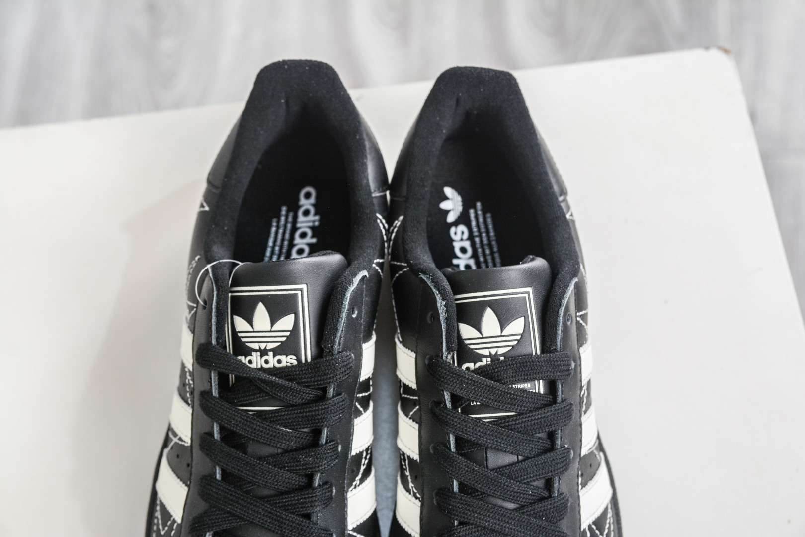 AD Originals Superstar 2 星星纹黑白色贝壳头 IH4124-Top High Quatity Cheap Sneakers Fashion Clothing Clothes Bags handbags Shoes of all Brand wholesale With The best Quality And Beautiful Price from China Factory Chinese suppliers wholesaler seller AD Originals Superstar 2 星星纹黑白色贝壳头 IH4124