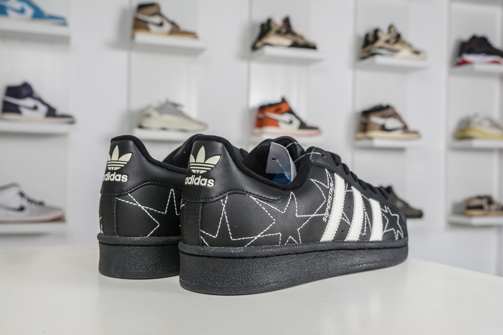 AD Originals Superstar 2 星星纹黑白色贝壳头 IH4124-Top High Quatity Cheap Sneakers Fashion Clothing Clothes Bags handbags Shoes of all Brand wholesale With The best Quality And Beautiful Price from China Factory Chinese suppliers wholesaler seller AD Originals Superstar 2 星星纹黑白色贝壳头 IH4124