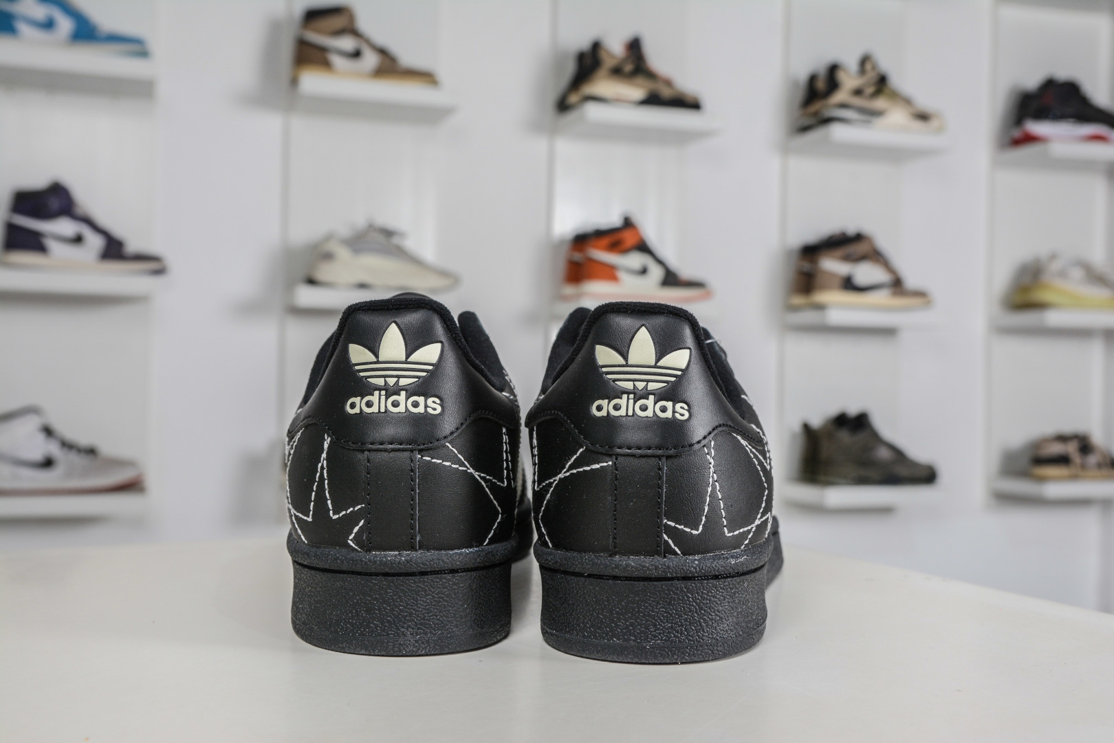 AD Originals Superstar 2 星星纹黑白色贝壳头 IH4124-Top High Quatity Cheap Sneakers Fashion Clothing Clothes Bags handbags Shoes of all Brand wholesale With The best Quality And Beautiful Price from China Factory Chinese suppliers wholesaler seller AD Originals Superstar 2 星星纹黑白色贝壳头 IH4124