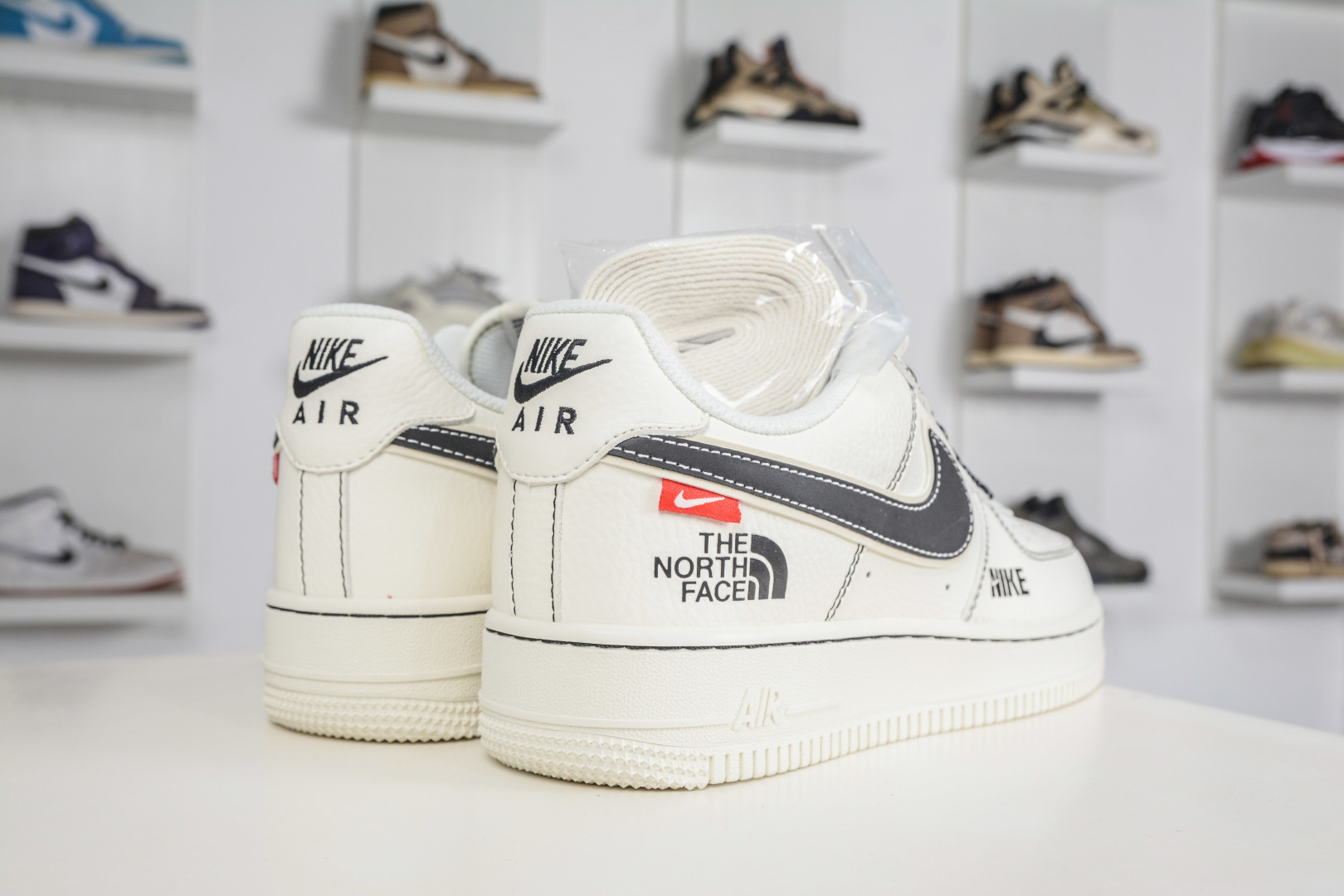 The North Face x NIke Air Force 1 北面联名-白黑 KG6699-F40-Top High Quatity Cheap Sneakers Fashion Clothing Clothes Bags handbags Shoes of all Brand wholesale With The best Quality And Beautiful Price from China Factory Chinese suppliers wholesaler seller The North Face x NIke Air Force 1 北面联名-白黑 KG6699-F40