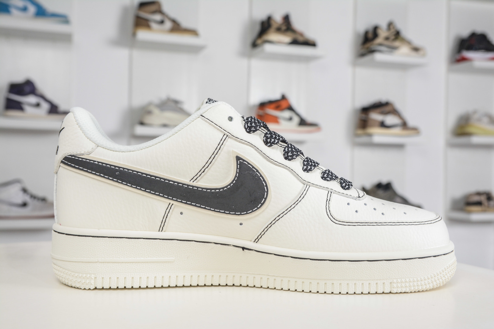 The North Face x NIke Air Force 1 北面联名-白黑 KG6699-F40-Top High Quatity Cheap Sneakers Fashion Clothing Clothes Bags handbags Shoes of all Brand wholesale With The best Quality And Beautiful Price from China Factory Chinese suppliers wholesaler seller The North Face x NIke Air Force 1 北面联名-白黑 KG6699-F40