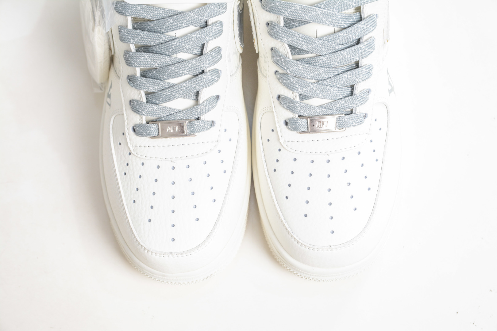 Nike Air Force 1 Low 07 x Louis Vuitton LV联名-白银 KG6699-F39