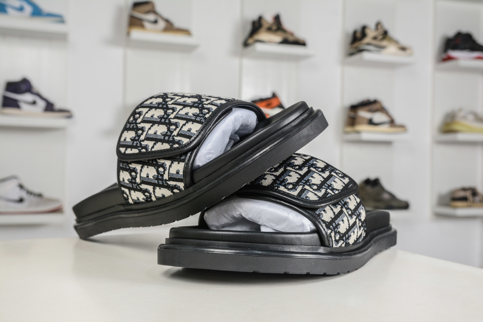 Dior迪奥 最新款H-Town 系列 Oblique 厚底 拖鞋 凉鞋-Top High Quatity Cheap Sneakers Fashion Clothing Clothes Bags handbags Shoes of all Brand wholesale With The best Quality And Beautiful Price from China Factory Chinese suppliers wholesaler seller Dior迪奥 最新款H-Town 系列 Oblique 厚底 拖鞋 凉鞋