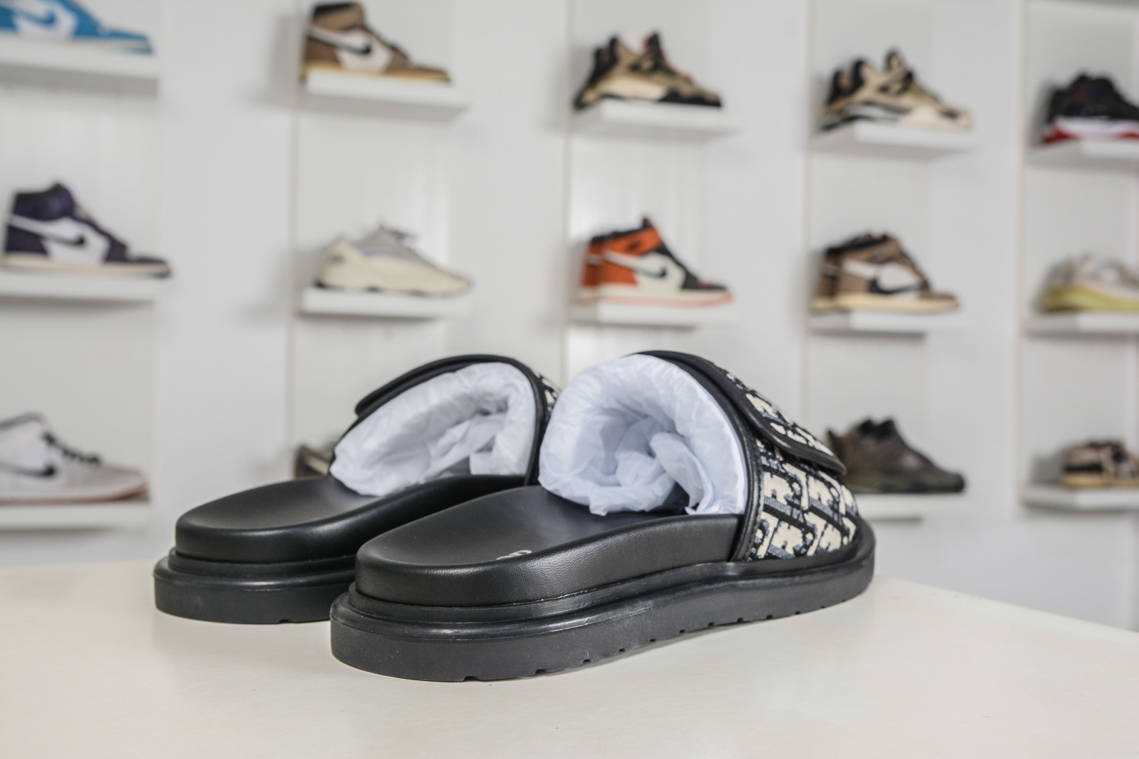 Dior迪奥 最新款H-Town 系列 Oblique 厚底 拖鞋 凉鞋-Top High Quatity Cheap Sneakers Fashion Clothing Clothes Bags handbags Shoes of all Brand wholesale With The best Quality And Beautiful Price from China Factory Chinese suppliers wholesaler seller Dior迪奥 最新款H-Town 系列 Oblique 厚底 拖鞋 凉鞋