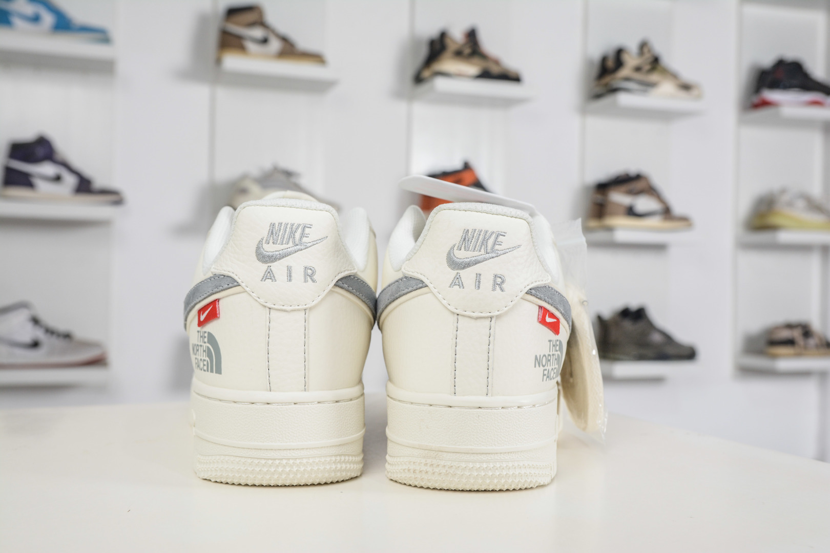 The North Face x NIke Air Force 1 北面联名-米白灰 KG6699-F41-Top High Quatity Cheap Sneakers Fashion Clothing Clothes Bags handbags Shoes of all Brand wholesale With The best Quality And Beautiful Price from China Factory Chinese suppliers wholesaler seller The North Face x NIke Air Force 1 北面联名-米白灰 KG6699-F41
