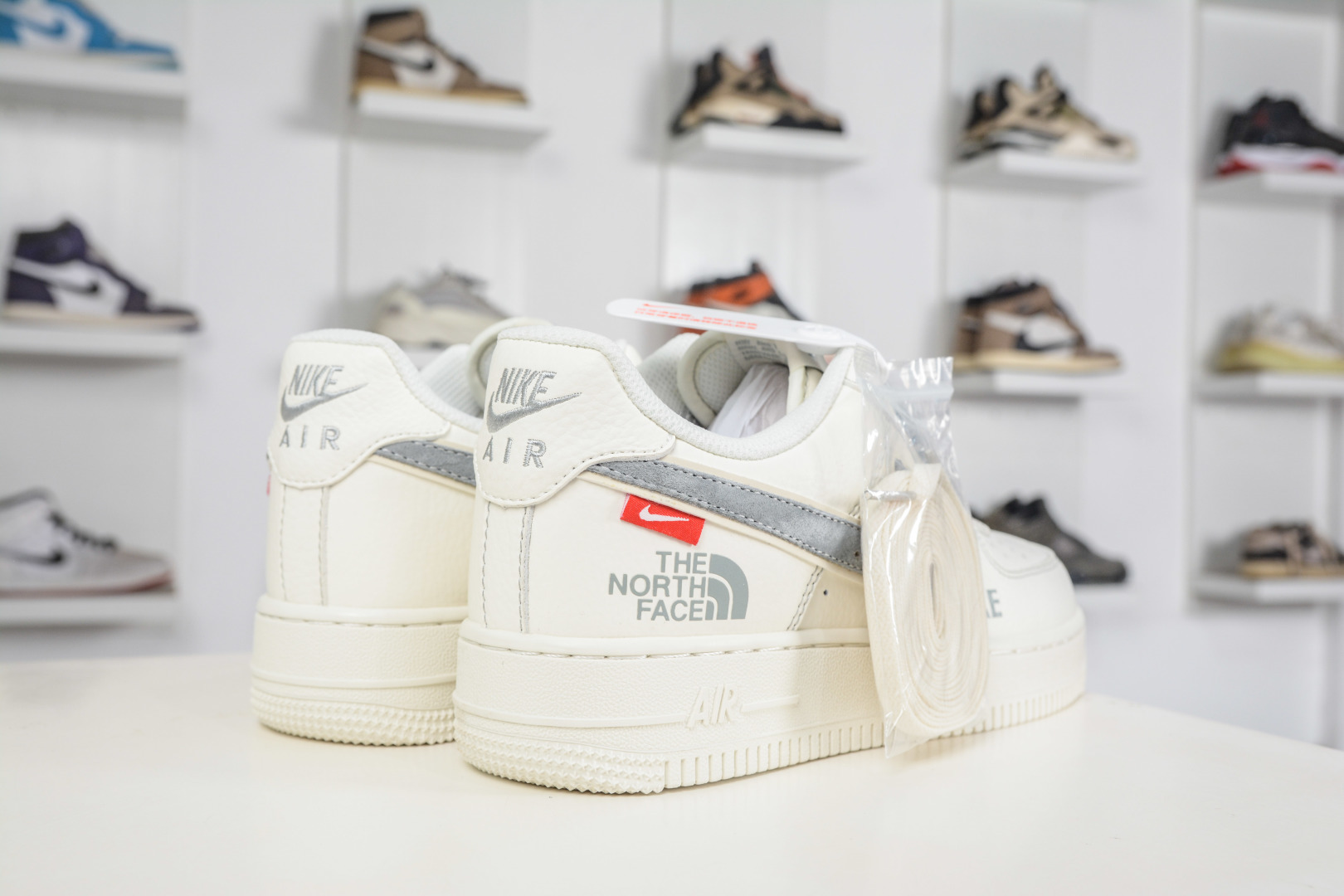 The North Face x NIke Air Force 1 北面联名-米白灰 KG6699-F41-Top High Quatity Cheap Sneakers Fashion Clothing Clothes Bags handbags Shoes of all Brand wholesale With The best Quality And Beautiful Price from China Factory Chinese suppliers wholesaler seller The North Face x NIke Air Force 1 北面联名-米白灰 KG6699-F41
