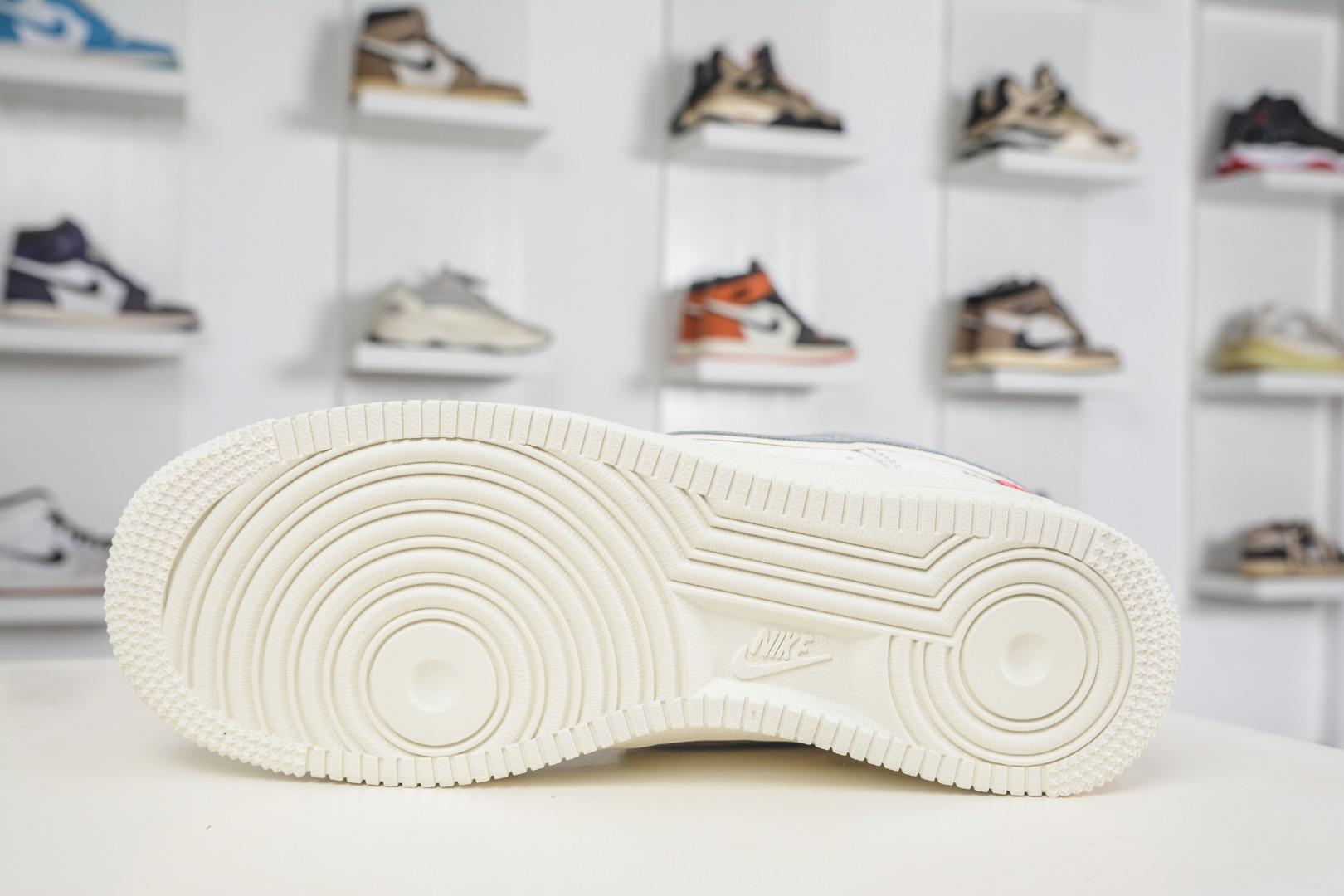 The North Face x NIke Air Force 1 北面联名-米白灰 KG6699-F41-Top High Quatity Cheap Sneakers Fashion Clothing Clothes Bags handbags Shoes of all Brand wholesale With The best Quality And Beautiful Price from China Factory Chinese suppliers wholesaler seller The North Face x NIke Air Force 1 北面联名-米白灰 KG6699-F41
