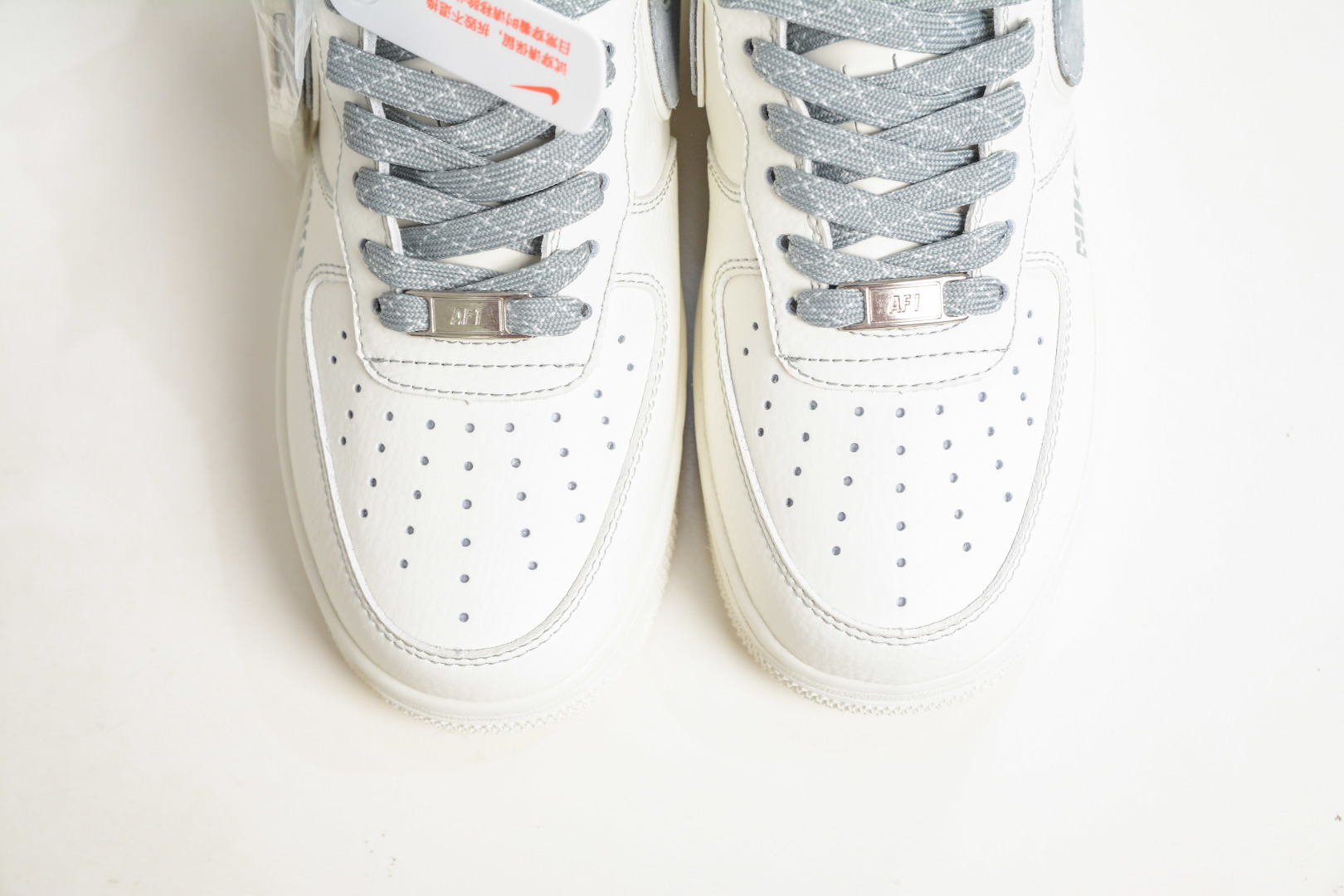 The North Face x NIke Air Force 1 北面联名-米白灰 KG6699-F41-Top High Quatity Cheap Sneakers Fashion Clothing Clothes Bags handbags Shoes of all Brand wholesale With The best Quality And Beautiful Price from China Factory Chinese suppliers wholesaler seller The North Face x NIke Air Force 1 北面联名-米白灰 KG6699-F41