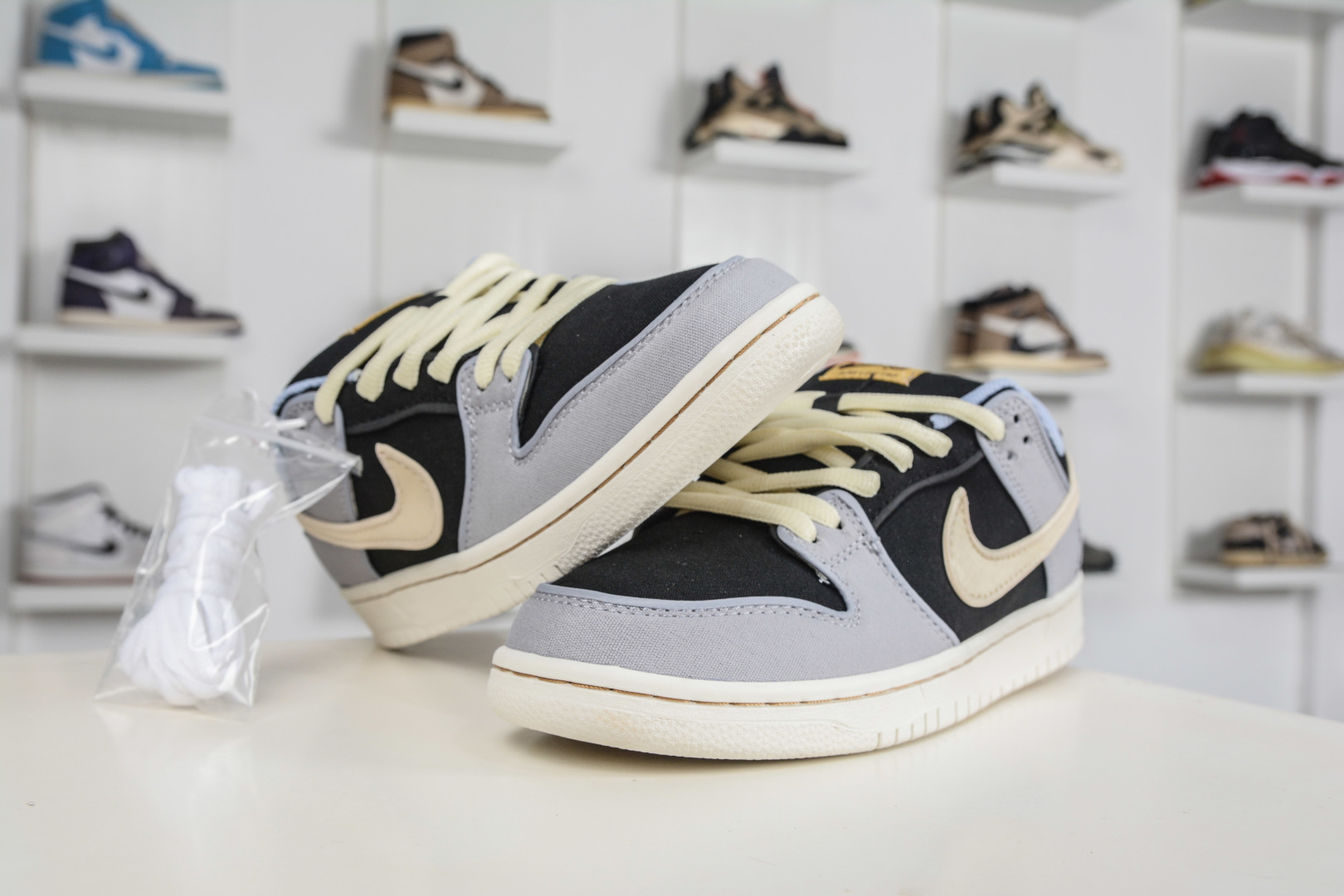 NIKE SB Dunk Low 海岸晨雾 街头 灰黑 FN5880-001-Top High Quatity Cheap Sneakers Fashion Clothing Clothes Bags handbags Shoes of all Brand wholesale With The best Quality And Beautiful Price from China Factory Chinese suppliers wholesaler seller NIKE SB Dunk Low 海岸晨雾 街头 灰黑 FN5880-001