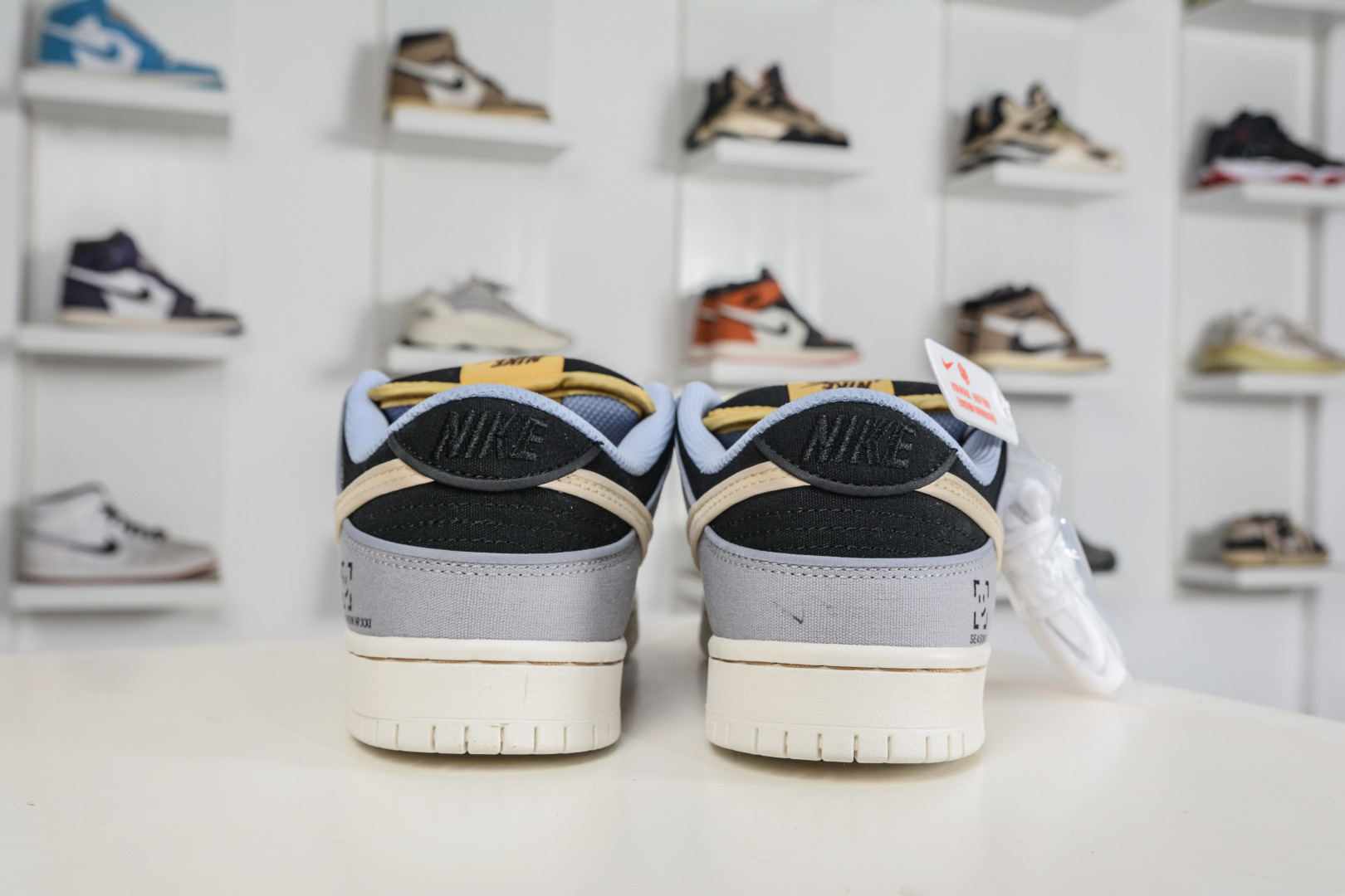 NIKE SB Dunk Low 海岸晨雾 街头 灰黑 FN5880-001-Top High Quatity Cheap Sneakers Fashion Clothing Clothes Bags handbags Shoes of all Brand wholesale With The best Quality And Beautiful Price from China Factory Chinese suppliers wholesaler seller NIKE SB Dunk Low 海岸晨雾 街头 灰黑 FN5880-001