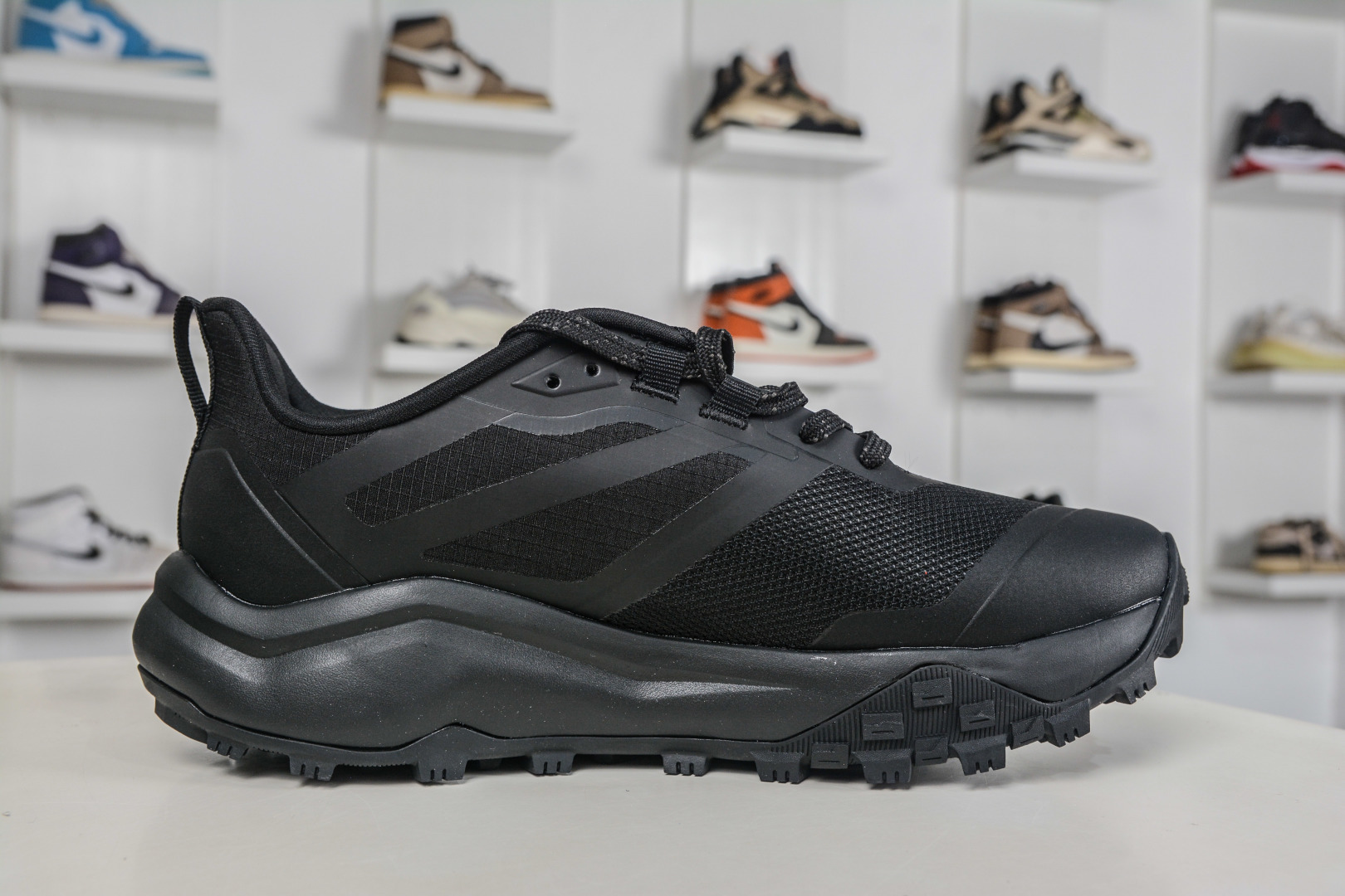 北面THE NORTH FACE OFFTRAIL VERSA 柔软舒适防滑耐磨 低帮 越野跑步鞋 NF02513-KW-070