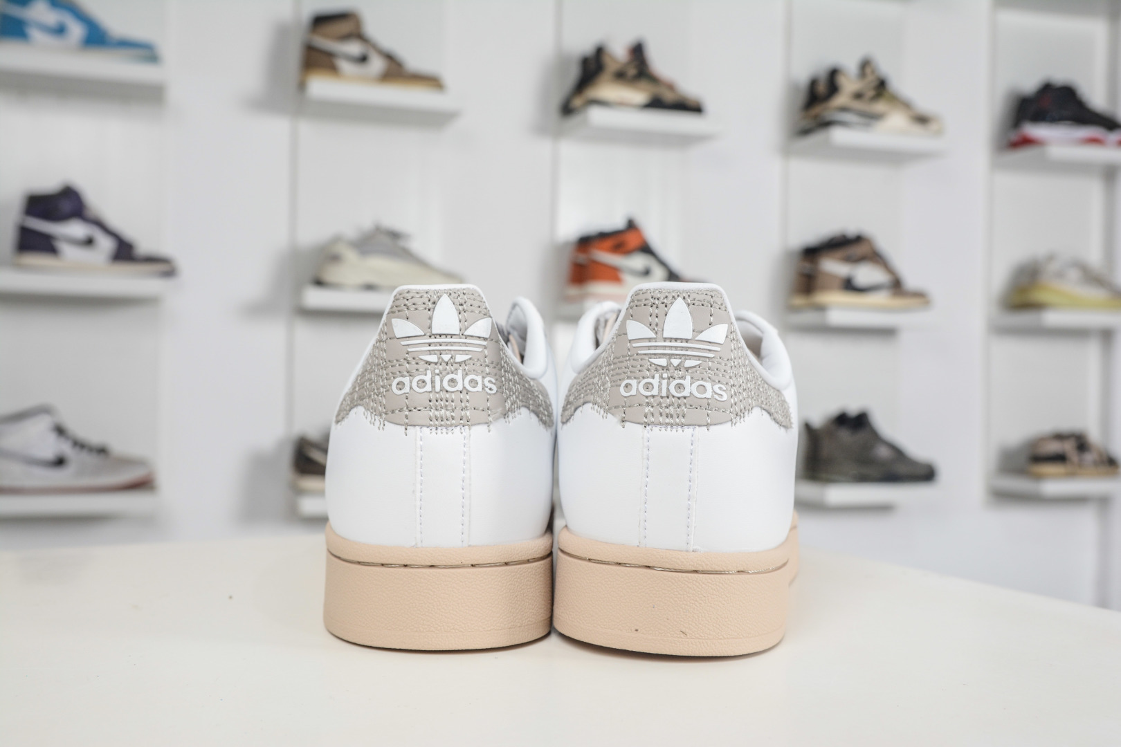 AD Originals Superstar 2 贝壳头 HP7107-Top High Quatity Cheap Sneakers Fashion Clothing Clothes Bags handbags Shoes of all Brand wholesale With The best Quality And Beautiful Price from China Factory Chinese suppliers wholesaler seller AD Originals Superstar 2 贝壳头 HP7107