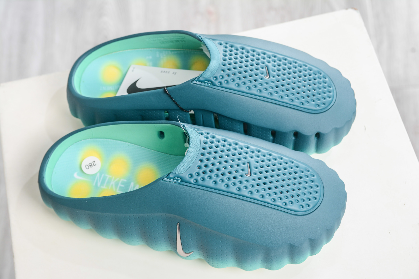 PNK Mind 001 黑科技足底按摩舒适贴合训练鞋 HQ4307-301-Top High Quatity Cheap Sneakers Fashion Clothing Clothes Bags handbags Shoes of all Brand wholesale With The best Quality And Beautiful Price from China Factory Chinese suppliers wholesaler seller PNK Mind 001 黑科技足底按摩舒适贴合训练鞋 HQ4307-301