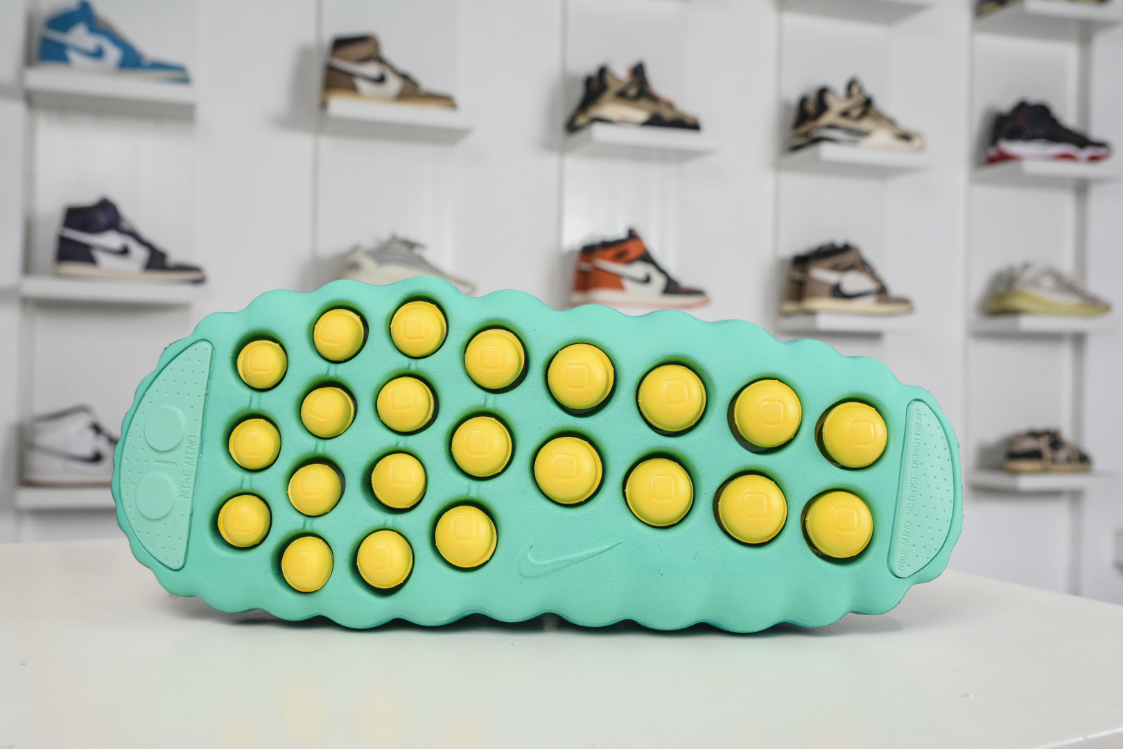 PNK Mind 001 黑科技足底按摩舒适贴合训练鞋 HQ4307-301-Top High Quatity Cheap Sneakers Fashion Clothing Clothes Bags handbags Shoes of all Brand wholesale With The best Quality And Beautiful Price from China Factory Chinese suppliers wholesaler seller PNK Mind 001 黑科技足底按摩舒适贴合训练鞋 HQ4307-301