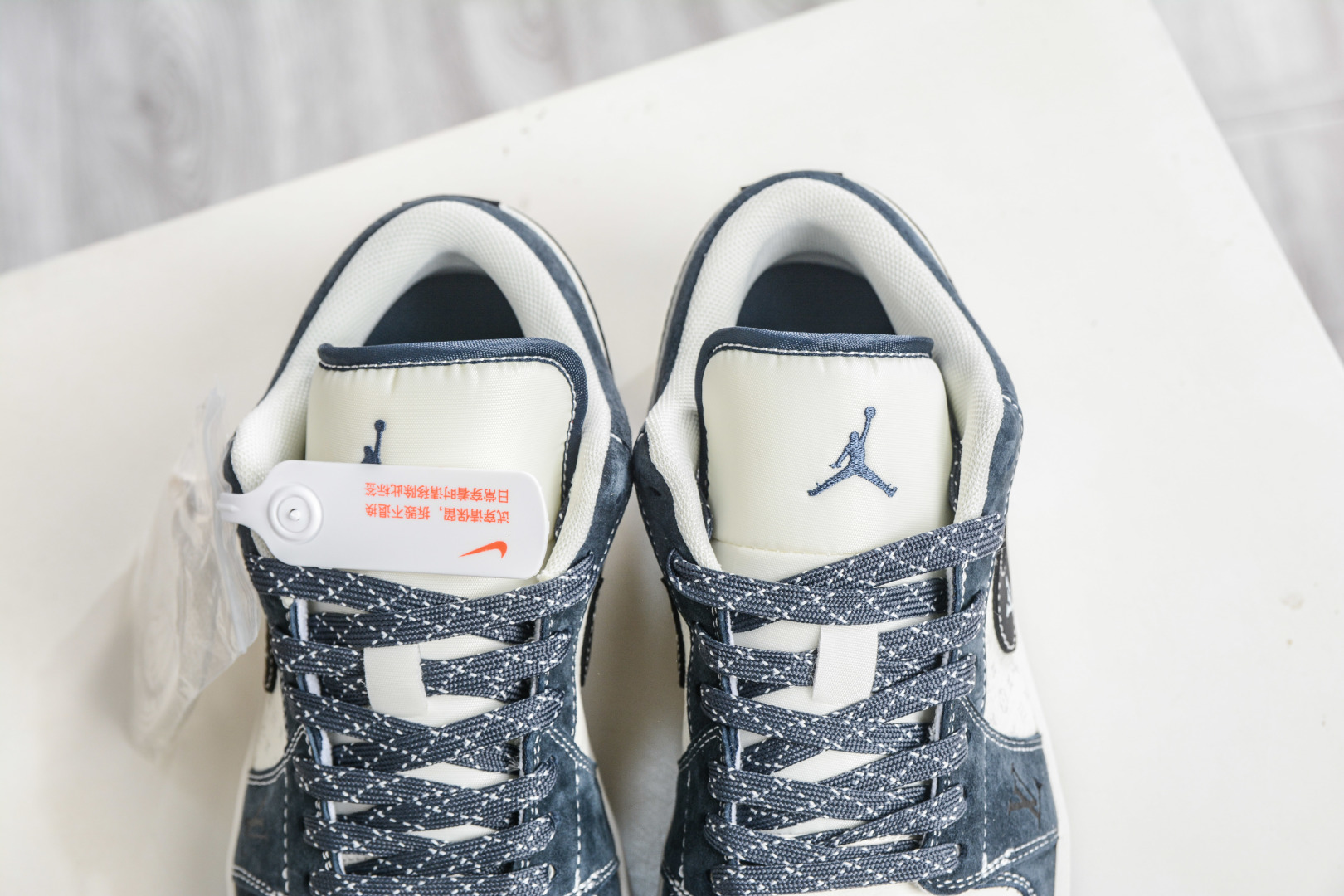 Air Jordan x Louis Vuitton AJ1 Low AJ1 低帮LV联名-灰白 KG6669-F57-Top High Quatity Cheap Sneakers Fashion Clothing Clothes Bags handbags Shoes of all Brand wholesale With The best Quality And Beautiful Price from China Factory Chinese suppliers wholesaler seller Air Jordan x Louis Vuitton AJ1 Low AJ1 低帮LV联名-灰白 KG6669-F57