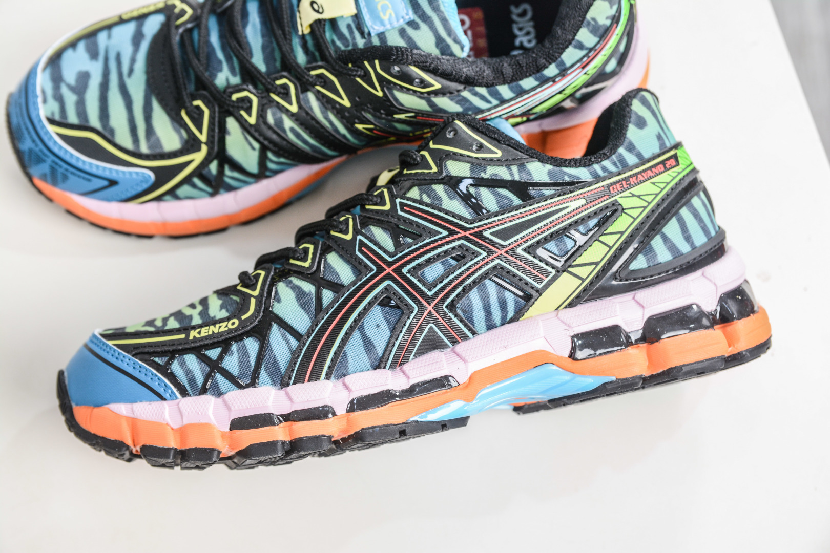 Asics Gel-Kayano 20 亚瑟士 舒适百搭耐磨支撑透气 低帮跑步鞋 1201B032-400-Top High Quatity Cheap Sneakers Fashion Clothing Clothes Bags handbags Shoes of all Brand wholesale With The best Quality And Beautiful Price from China Factory Chinese suppliers wholesaler seller Asics Gel-Kayano 20 亚瑟士 舒适百搭耐磨支撑透气 低帮跑步鞋 1201B032-400