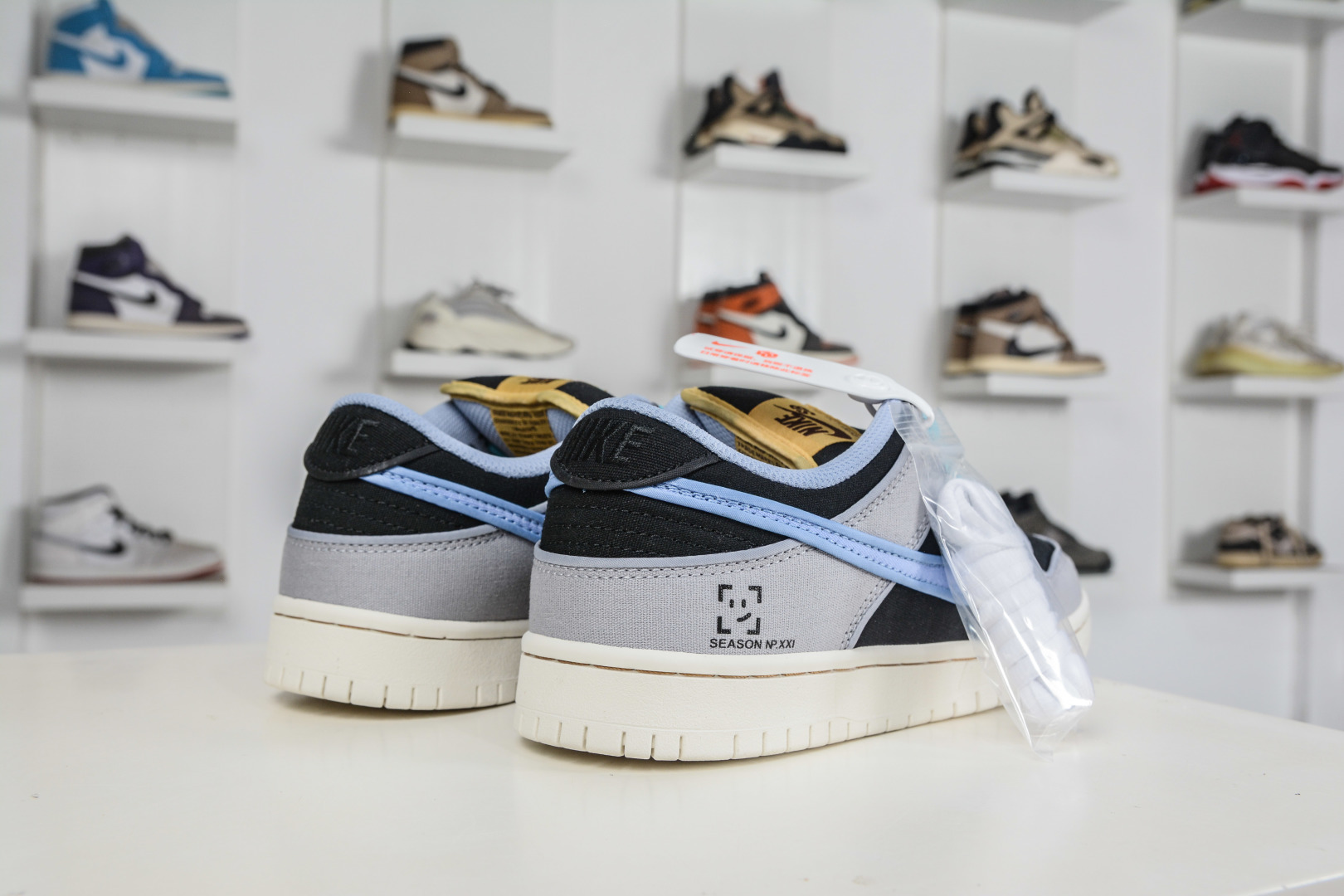 NIKE SB Dunk Low 海岸晨雾 街头 灰黑蓝 FN5880-001-Top High Quatity Cheap Sneakers Fashion Clothing Clothes Bags handbags Shoes of all Brand wholesale With The best Quality And Beautiful Price from China Factory Chinese suppliers wholesaler seller NIKE SB Dunk Low 海岸晨雾 街头 灰黑蓝 FN5880-001