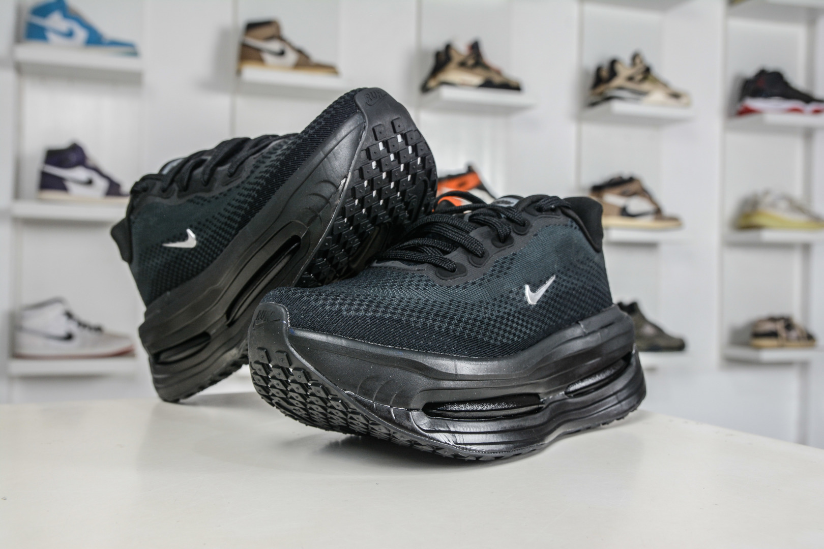 Nike Air Zoom Pegasus Premium CM 全掌气垫缓震网面运动跑鞋 IQ0627-001
