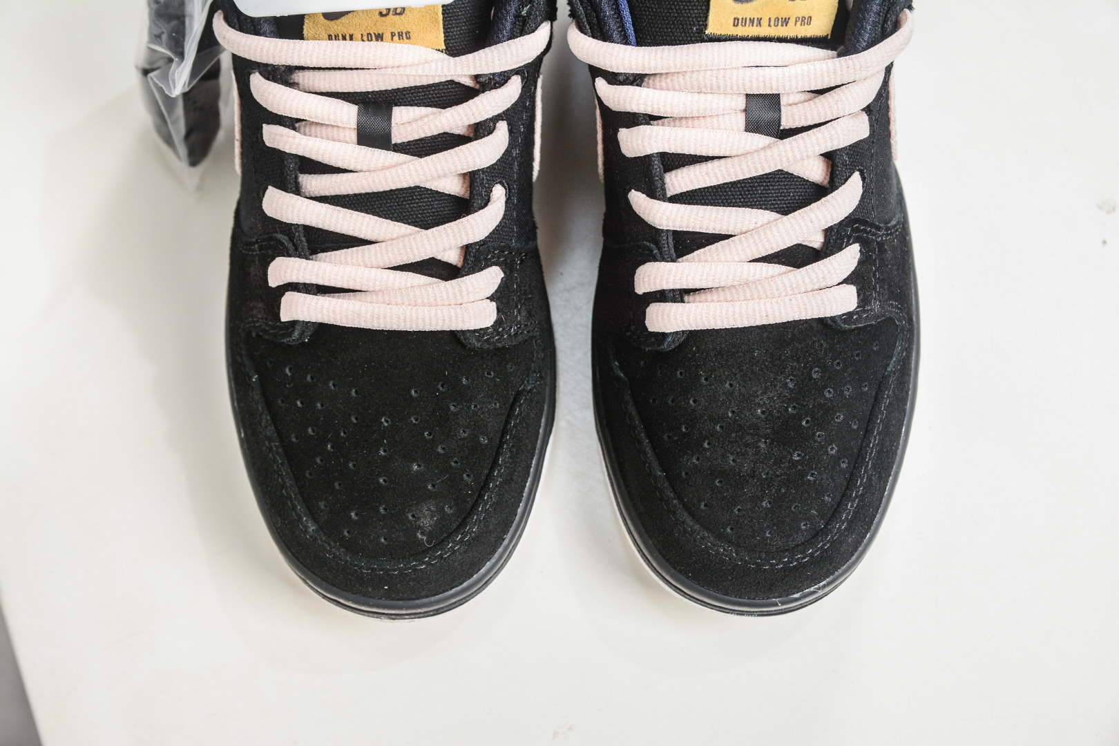 NIKE SB Dunk Low 黑粉 DX6775-400-Top High Quatity Cheap Sneakers Fashion Clothing Clothes Bags handbags Shoes of all Brand wholesale With The best Quality And Beautiful Price from China Factory Chinese suppliers wholesaler seller NIKE SB Dunk Low 黑粉 DX6775-400