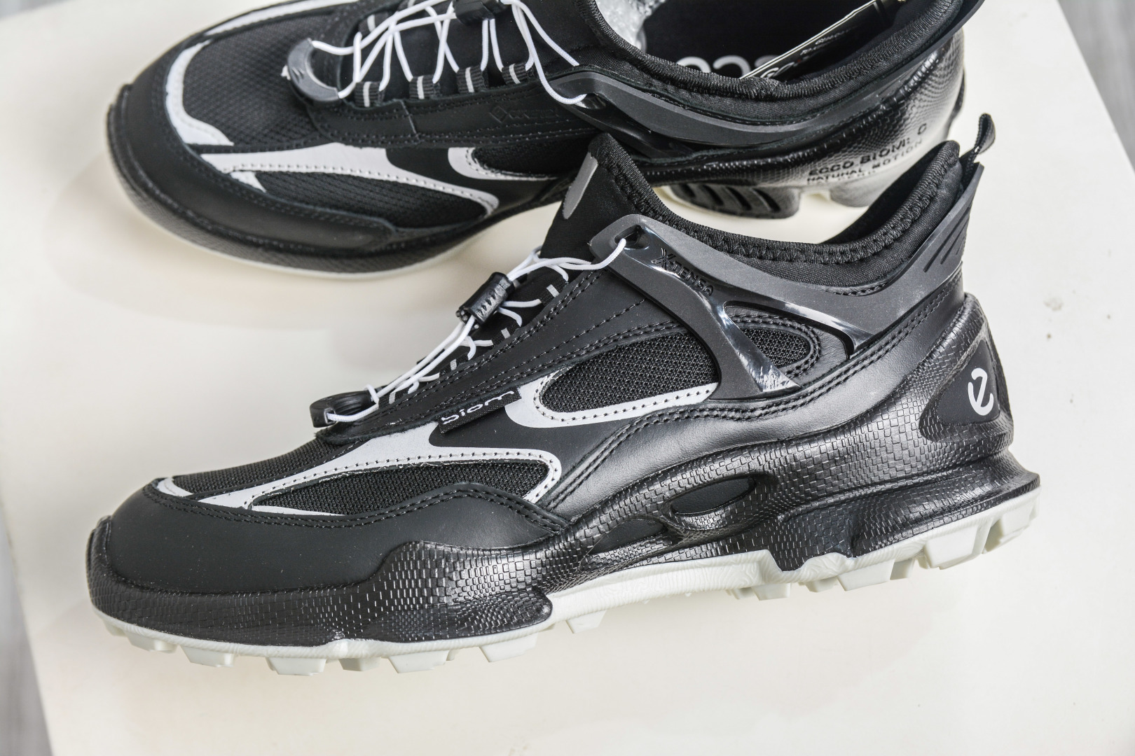 Ecco/爱步 健步BIOMC踪迹3代 皮面户外防水休闲运动男鞋 803384-Top High Quatity Cheap Sneakers Fashion Clothing Clothes Bags handbags Shoes of all Brand wholesale With The best Quality And Beautiful Price from China Factory Chinese suppliers wholesaler seller Ecco/爱步 健步BIOMC踪迹3代 皮面户外防水休闲运动男鞋 803384