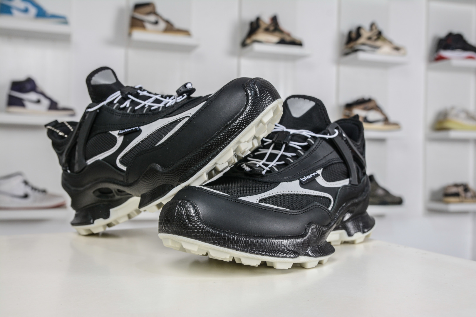 Ecco/爱步 健步BIOMC踪迹3代 皮面户外防水休闲运动男鞋 803384-Top High Quatity Cheap Sneakers Fashion Clothing Clothes Bags handbags Shoes of all Brand wholesale With The best Quality And Beautiful Price from China Factory Chinese suppliers wholesaler seller Ecco/爱步 健步BIOMC踪迹3代 皮面户外防水休闲运动男鞋 803384