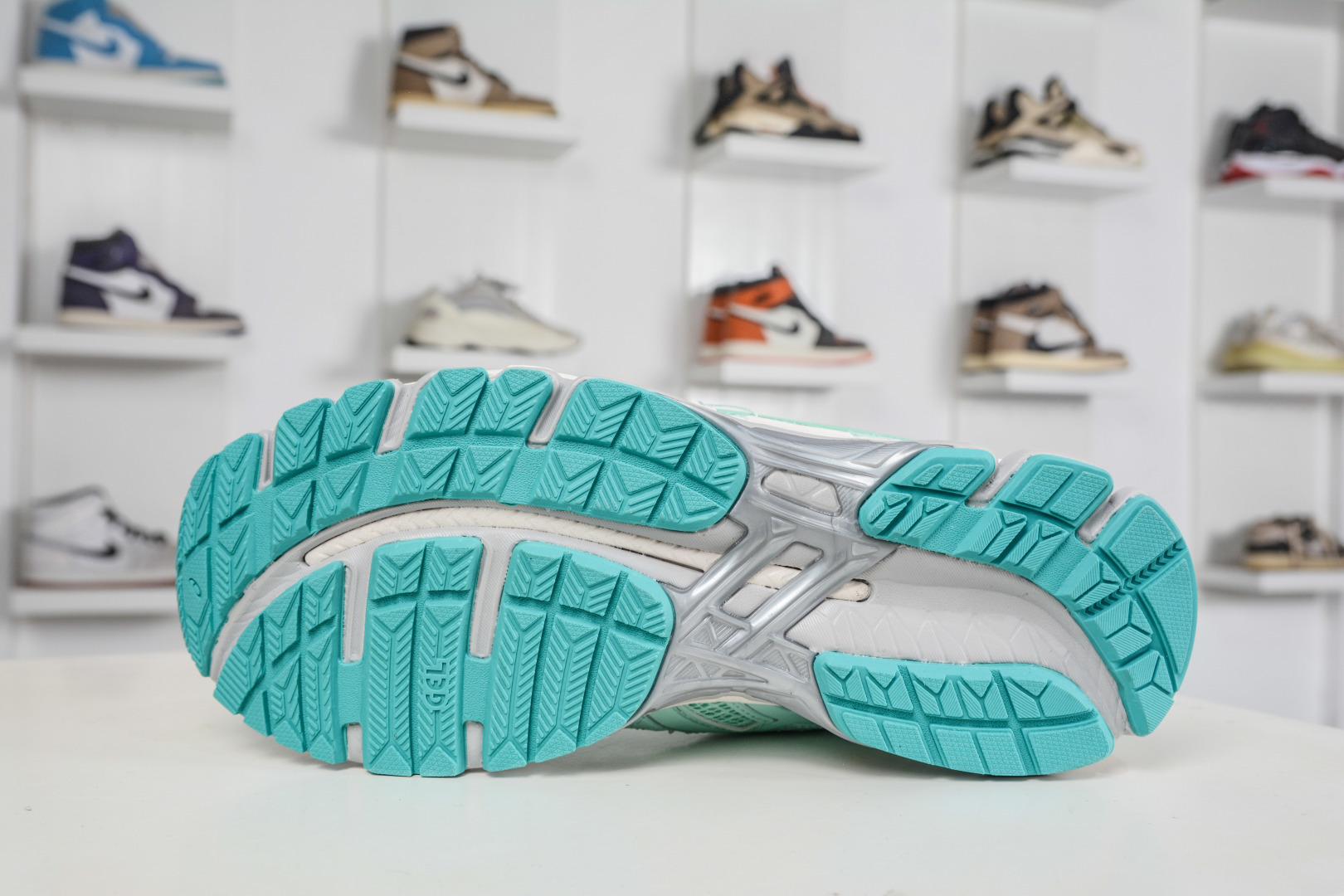 Asics Gel-Kayano 20 亚瑟士 舒适百搭耐磨支撑透气 低帮跑步鞋 1203A758-300-Top High Quatity Cheap Sneakers Fashion Clothing Clothes Bags handbags Shoes of all Brand wholesale With The best Quality And Beautiful Price from China Factory Chinese suppliers wholesaler seller Asics Gel-Kayano 20 亚瑟士 舒适百搭耐磨支撑透气 低帮跑步鞋 1203A758-300