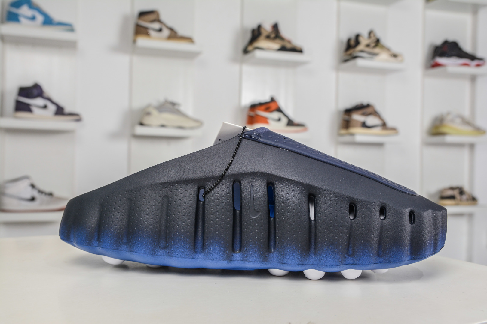 NK Mind 001 黑科技足底按摩舒适贴合训练鞋 HQ4307-400-Top High Quatity Cheap Sneakers Fashion Clothing Clothes Bags handbags Shoes of all Brand wholesale With The best Quality And Beautiful Price from China Factory Chinese suppliers wholesaler seller NK Mind 001 黑科技足底按摩舒适贴合训练鞋 HQ4307-400