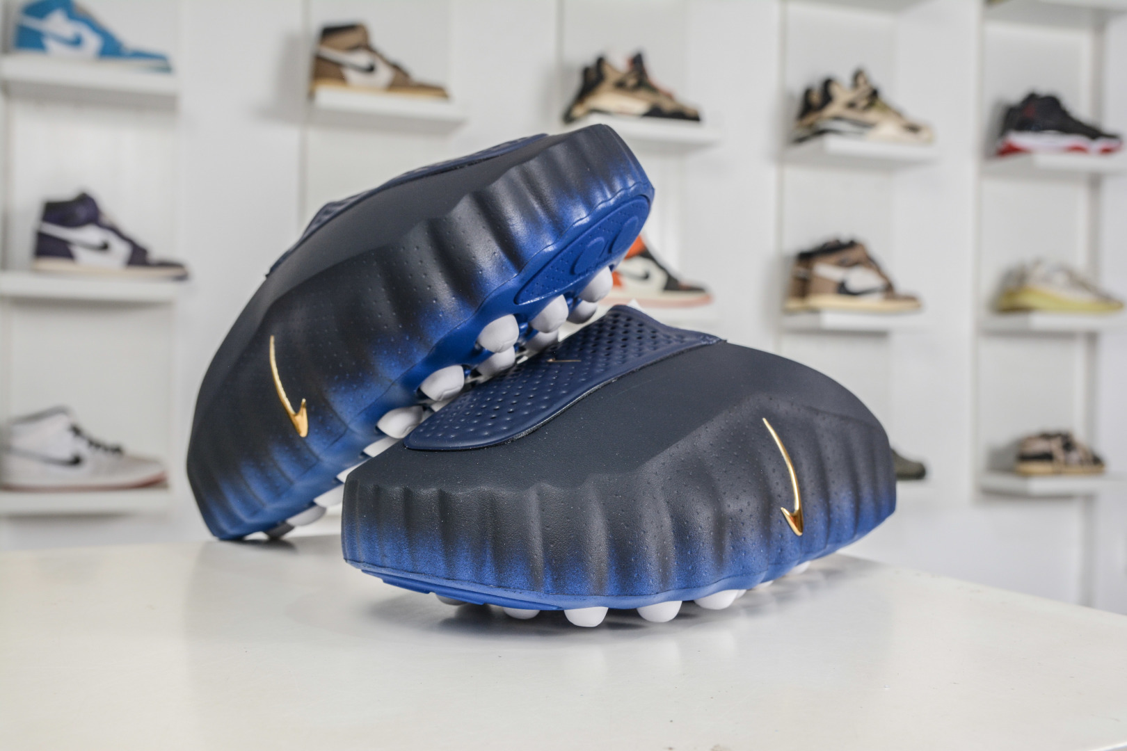 NK Mind 001 黑科技足底按摩舒适贴合训练鞋 HQ4307-400-Top High Quatity Cheap Sneakers Fashion Clothing Clothes Bags handbags Shoes of all Brand wholesale With The best Quality And Beautiful Price from China Factory Chinese suppliers wholesaler seller NK Mind 001 黑科技足底按摩舒适贴合训练鞋 HQ4307-400