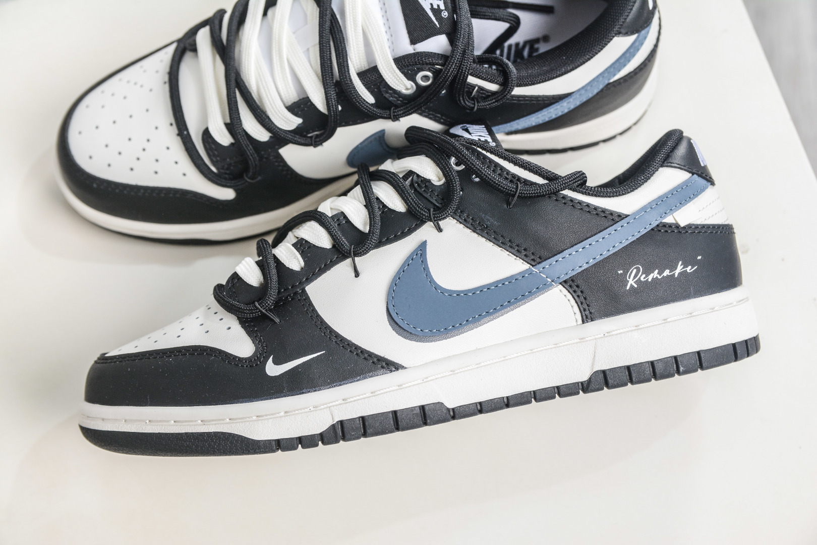 NK Dunk Low 浩瀚星辰 当夜幕低垂 深邃的海军蓝如同无垠的深海与静谧的夜空 BB0620-122