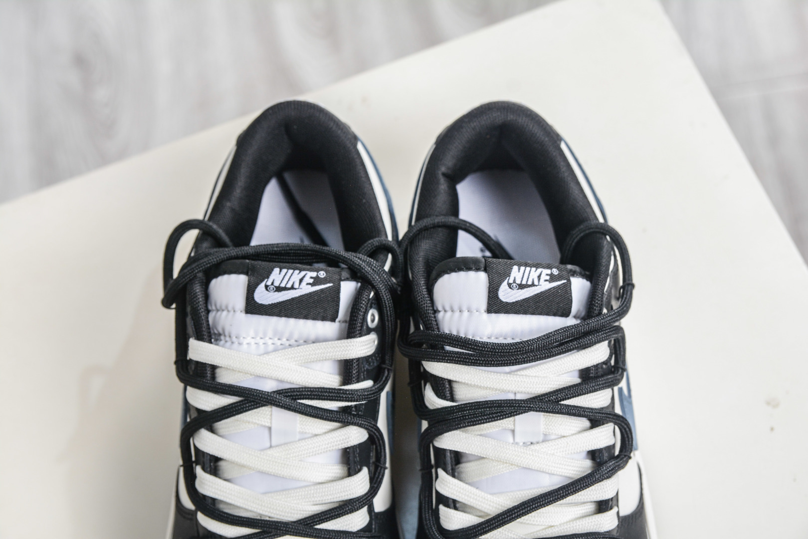 NK Dunk Low 浩瀚星辰 当夜幕低垂 深邃的海军蓝如同无垠的深海与静谧的夜空 BB0620-122