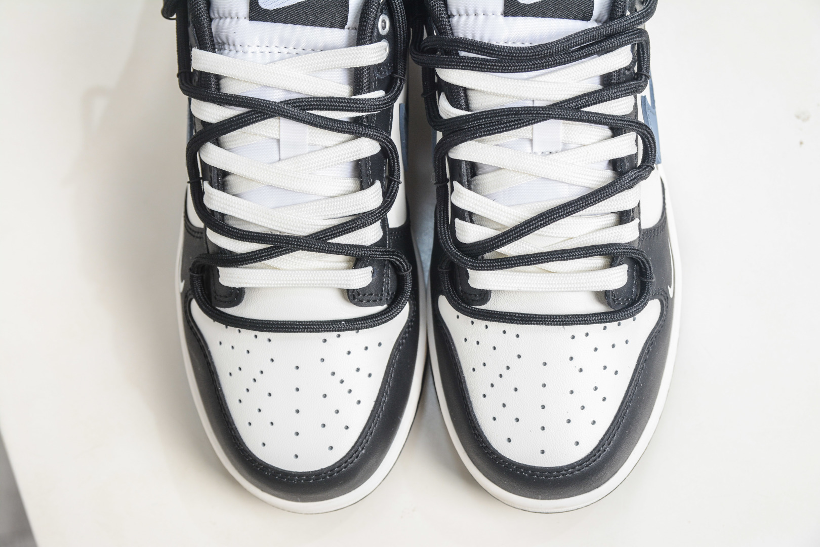NK Dunk Low 浩瀚星辰 当夜幕低垂 深邃的海军蓝如同无垠的深海与静谧的夜空 BB0620-122