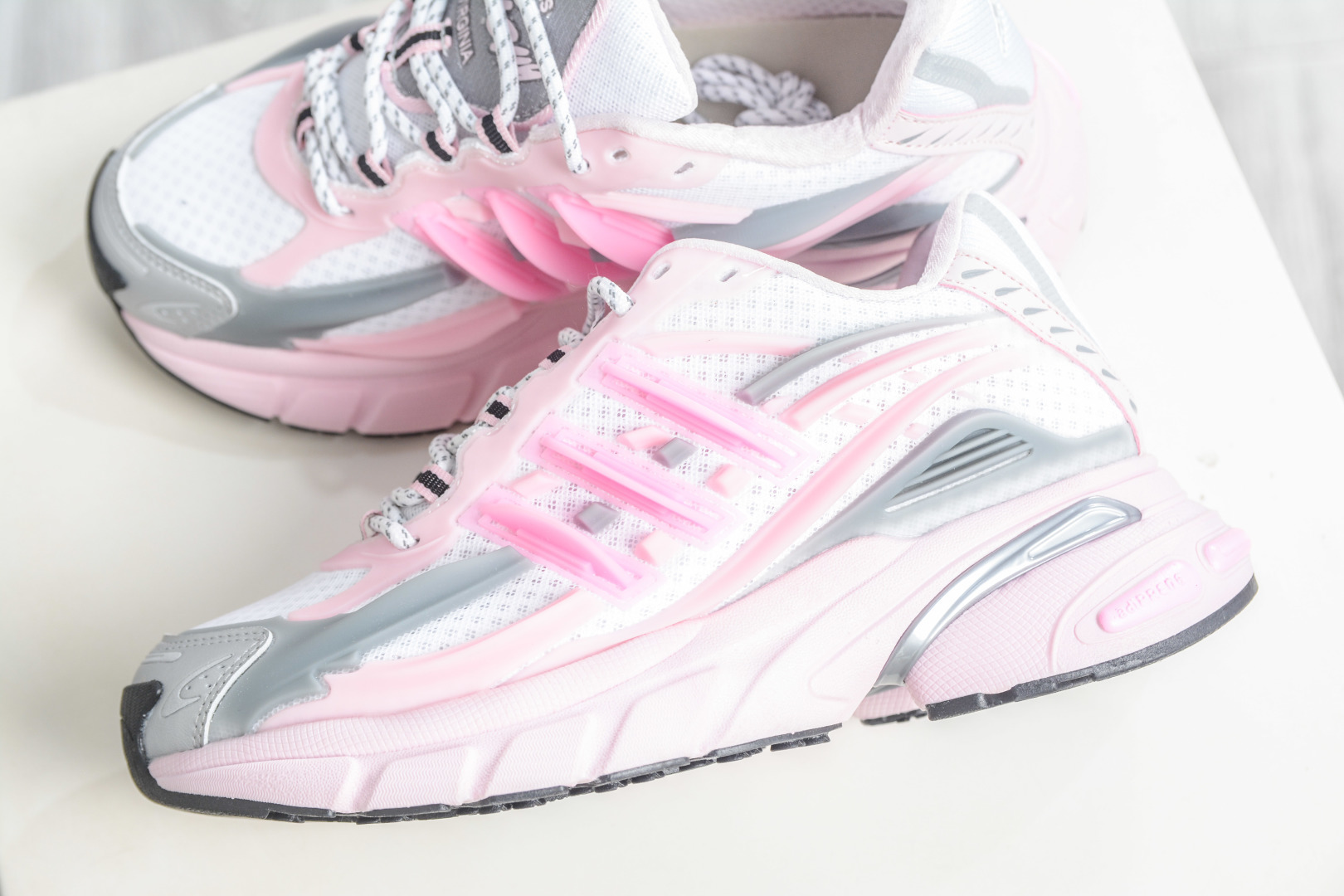 Pharrell x adidas Adistar Jellyfish 低帮复古风老爹水母鞋 KI0164-Top High Quatity Cheap Sneakers Fashion Clothing Clothes Bags handbags Shoes of all Brand wholesale With The best Quality And Beautiful Price from China Factory Chinese suppliers wholesaler seller Pharrell x adidas Adistar Jellyfish 低帮复古风老爹水母鞋 KI0164