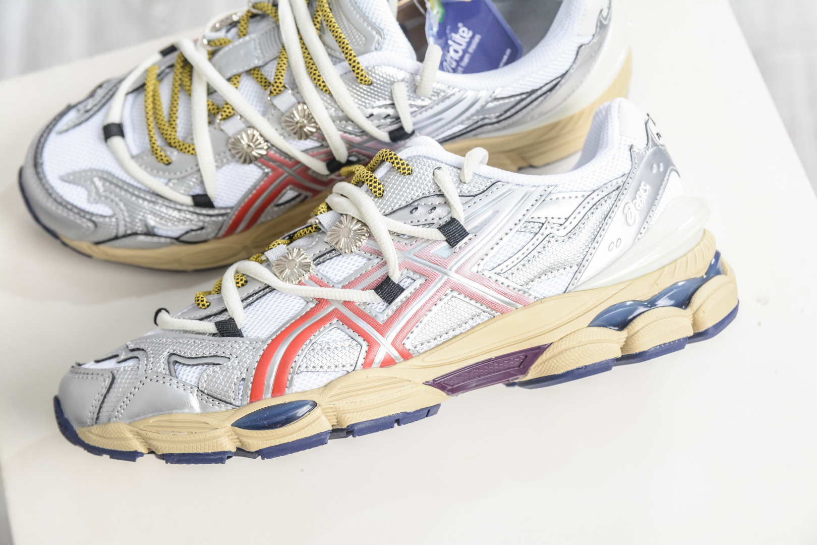 Asics Gel-Cumulus 16 亚瑟士 防滑耐磨 休闲运动鞋 1203B115-100-Top High Quatity Cheap Sneakers Fashion Clothing Clothes Bags handbags Shoes of all Brand wholesale With The best Quality And Beautiful Price from China Factory Chinese suppliers wholesaler seller Asics Gel-Cumulus 16 亚瑟士 防滑耐磨 休闲运动鞋 1203B115-100