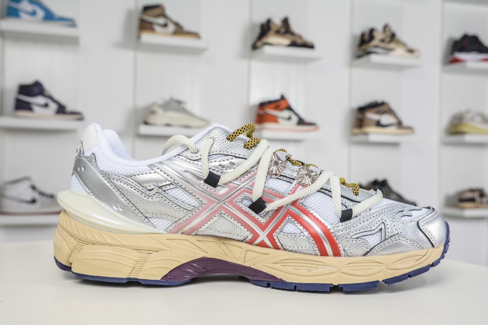 Asics Gel-Cumulus 16 亚瑟士 防滑耐磨 休闲运动鞋 1203B115-100-Top High Quatity Cheap Sneakers Fashion Clothing Clothes Bags handbags Shoes of all Brand wholesale With The best Quality And Beautiful Price from China Factory Chinese suppliers wholesaler seller Asics Gel-Cumulus 16 亚瑟士 防滑耐磨 休闲运动鞋 1203B115-100