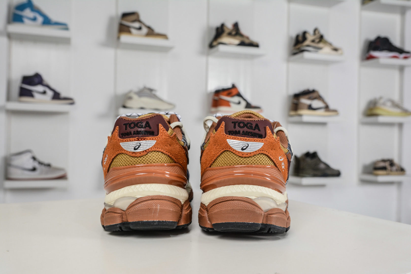 Asics Gel-Cumulus 16 亚瑟士 防滑耐磨 休闲运动鞋 1203A838-200-Top High Quatity Cheap Sneakers Fashion Clothing Clothes Bags handbags Shoes of all Brand wholesale With The best Quality And Beautiful Price from China Factory Chinese suppliers wholesaler seller Asics Gel-Cumulus 16 亚瑟士 防滑耐磨 休闲运动鞋 1203A838-200