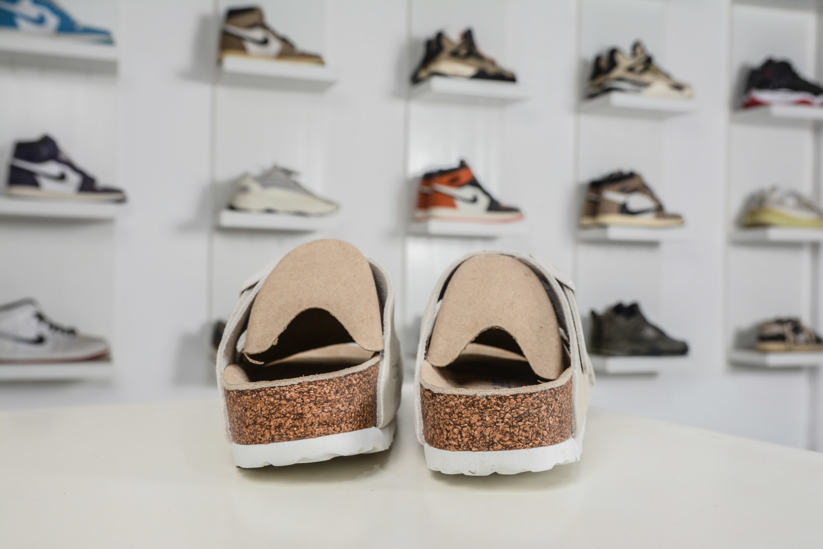勃肯/博肯 Birkenstock Arizona 双扣拖鞋凉鞋 潮流柔软 舒适 防磨一字拖鞋 0951321 浅棕-Top High Quatity Cheap Sneakers Fashion Clothing Clothes Bags handbags Shoes of all Brand wholesale With The best Quality And Beautiful Price from China Factory Chinese suppliers wholesaler seller 勃肯/博肯 Birkenstock Arizona 双扣拖鞋凉鞋 潮流柔软 舒适 防磨一字拖鞋 0951321 浅棕